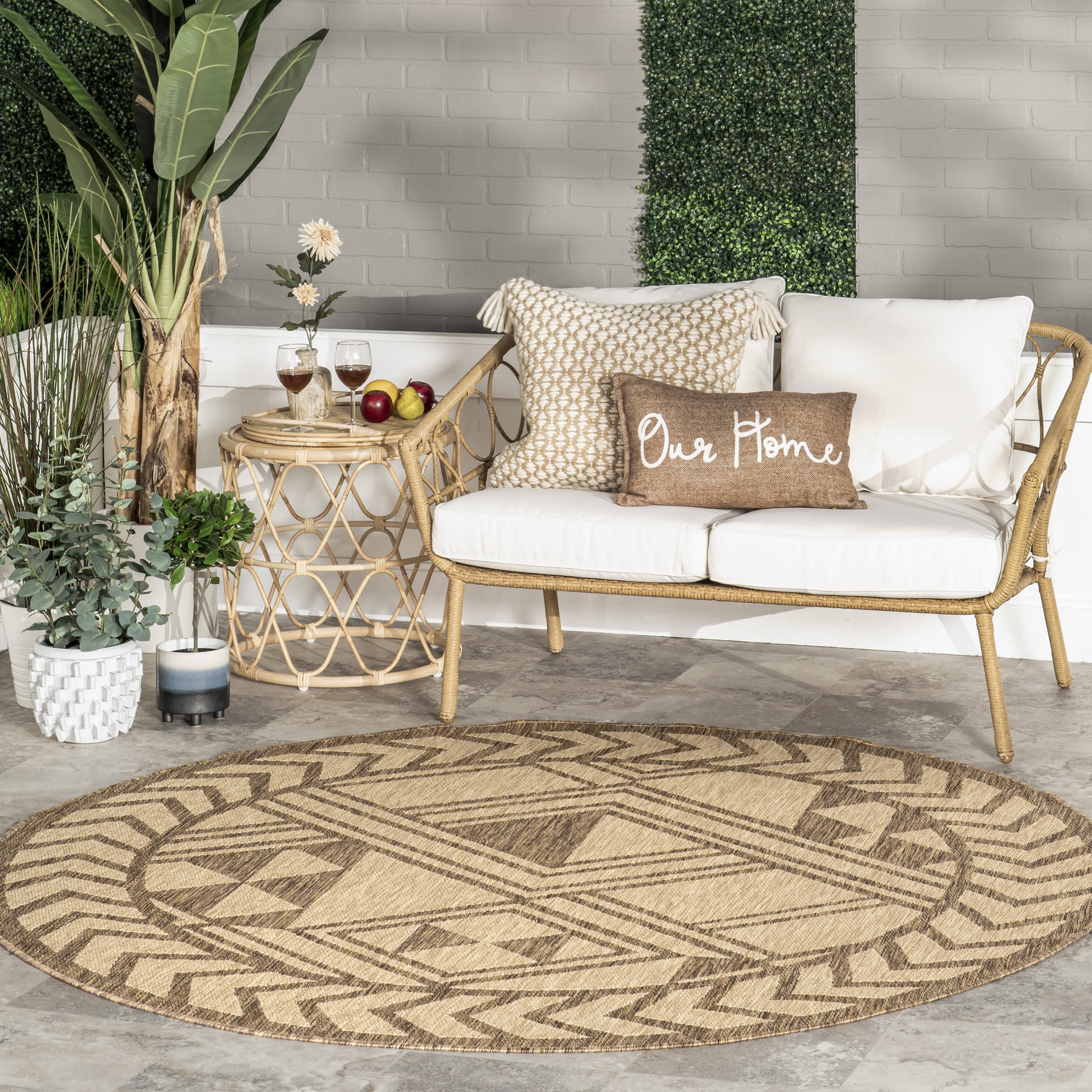Kelly Transitional Indoor/Outdoor Rug | Brown - Image 2
