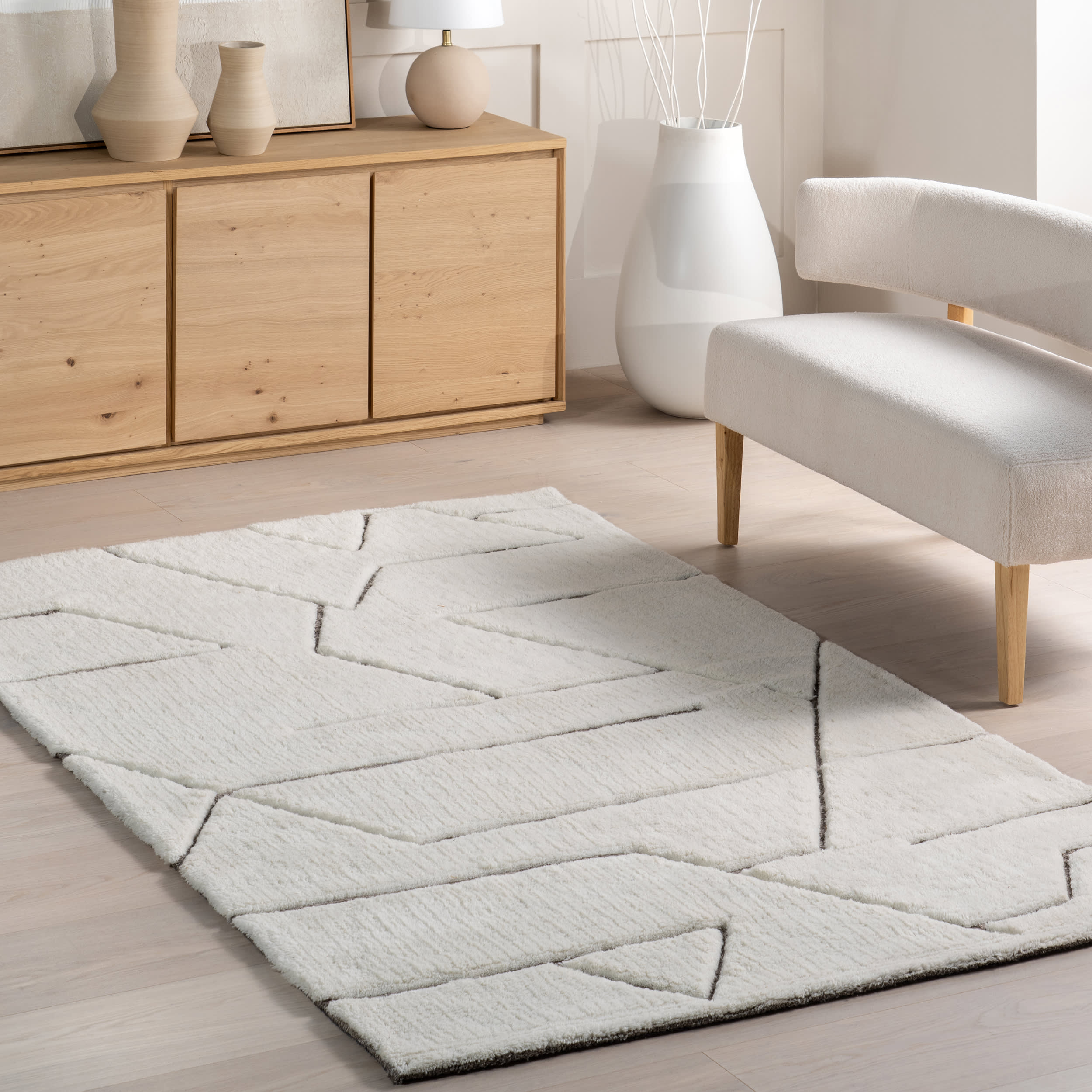 Kimia Hand Tufted Geometric New Zealand Wool Rug | Off White - Image 2