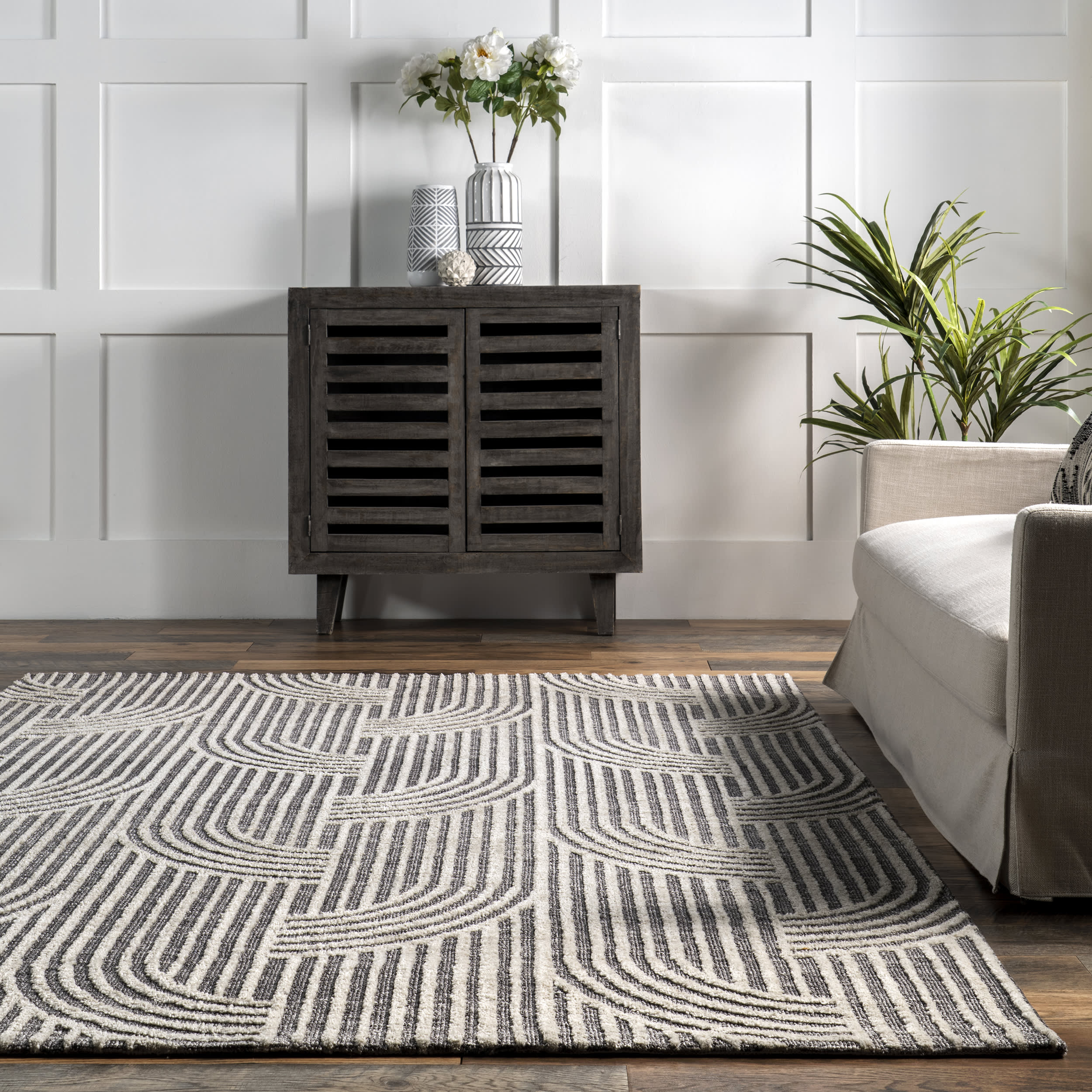 Kirstyn Raised Effect Rug | Dark Grey - Image 4