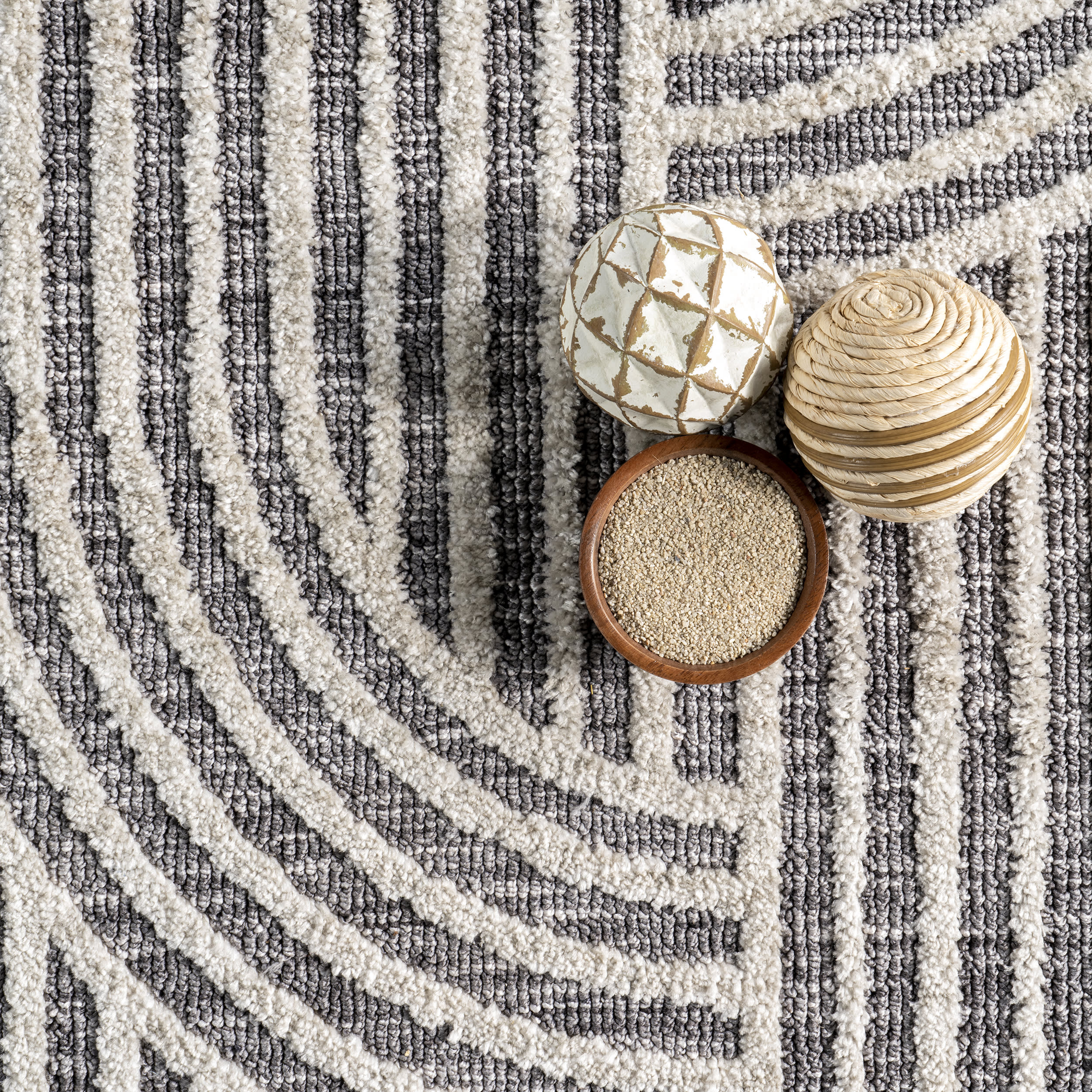 Kirstyn Raised Effect Rug | Dark Grey - Image 7
