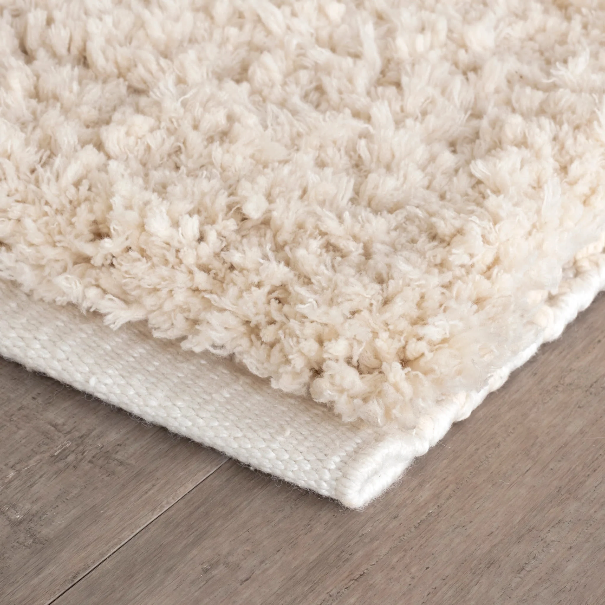 Kodiak Handwoven Microfiber Performance Rug | Ivory - Image 5