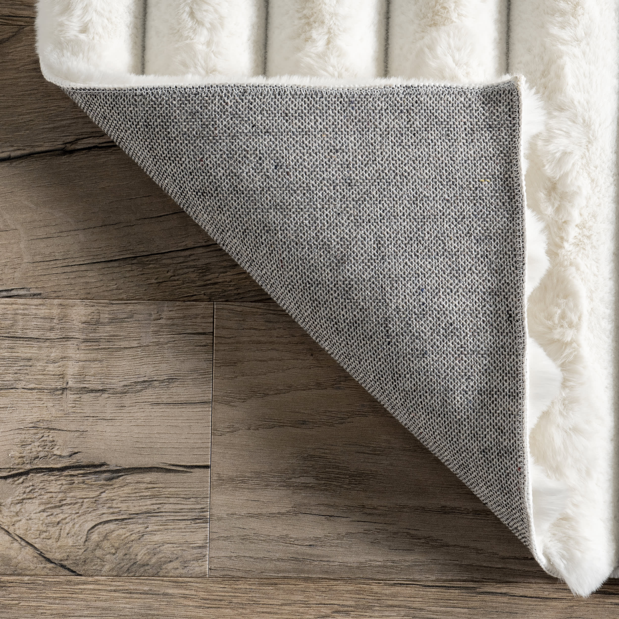 Kris Striped Plush Cloud Washable Rug | Off White - Image 2