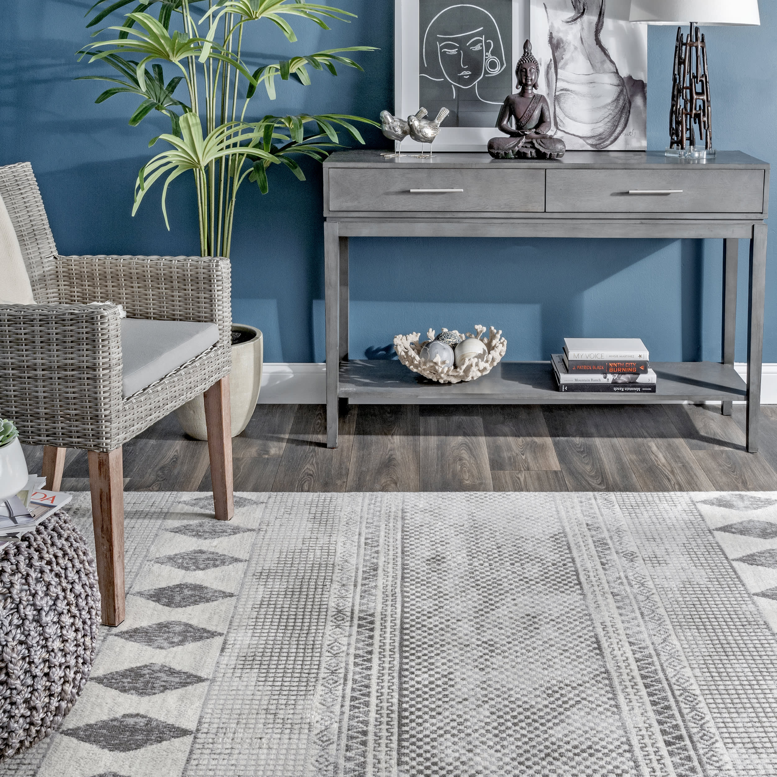 Kyla Banded Diamond Rug | Grey - Image 4