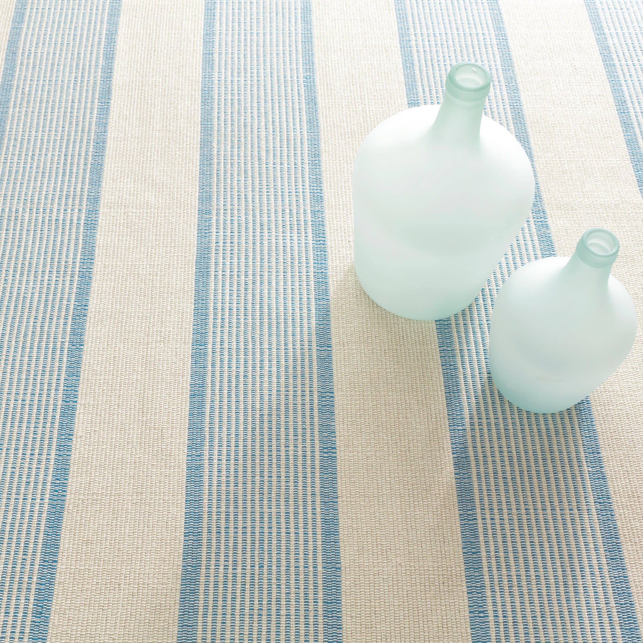La Mirada Handwoven Cotton Rug | Asiatic Blue - Image 2