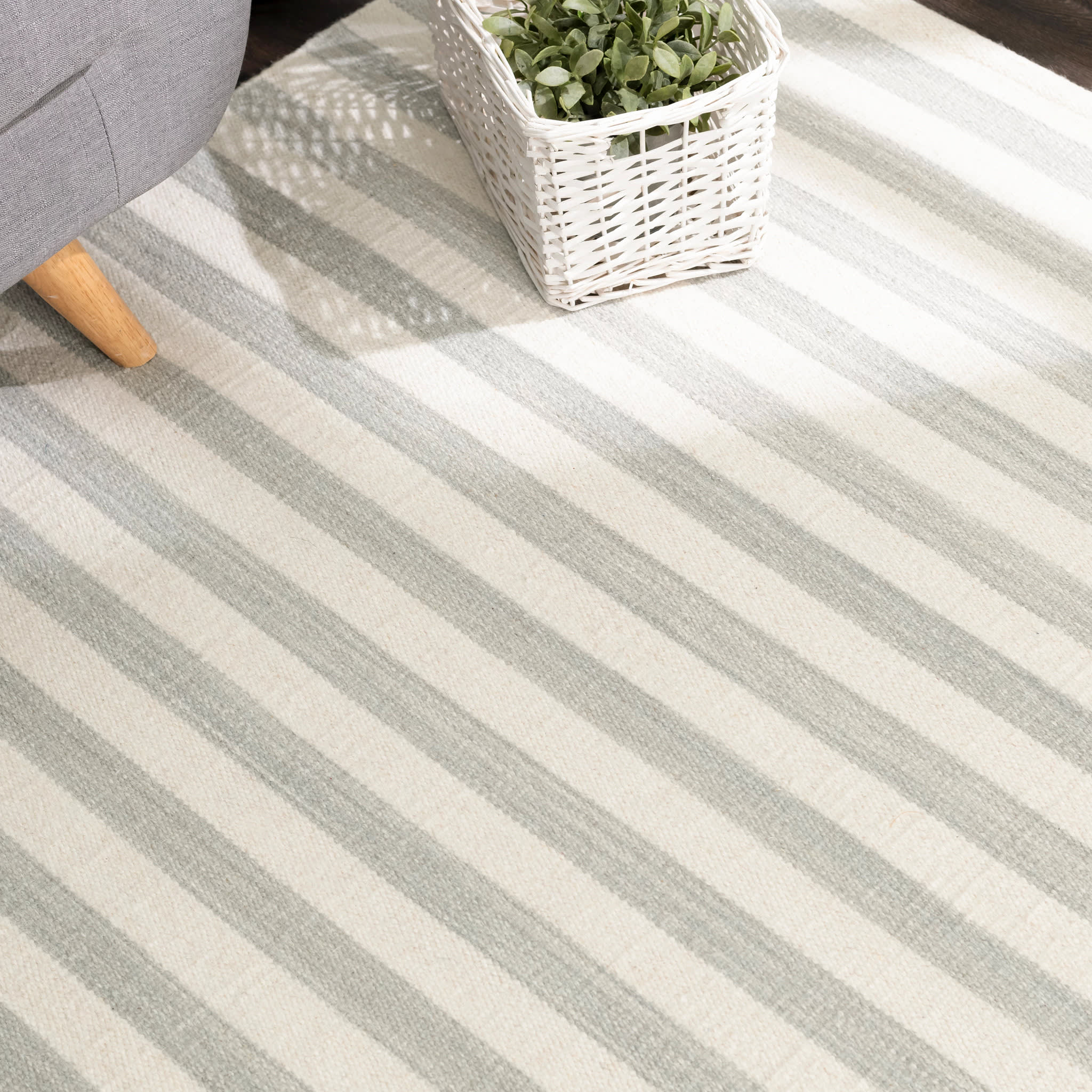Ladder Stripe Handwoven Wool Rug | Grey/Ivory - Image 3