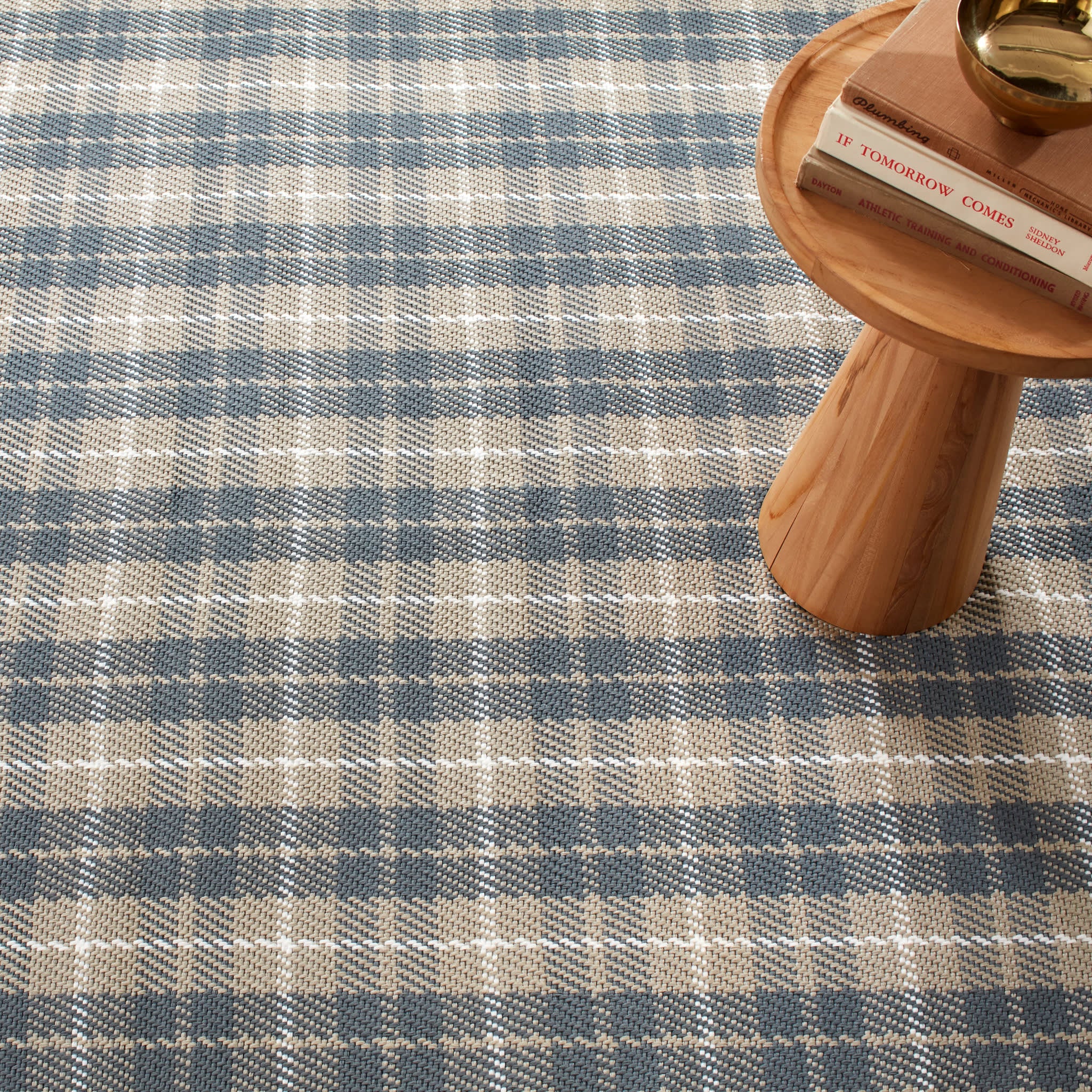Lakeville Plaid Handwoven Indoor/Outdoor Rug | Charcoal - Image 3