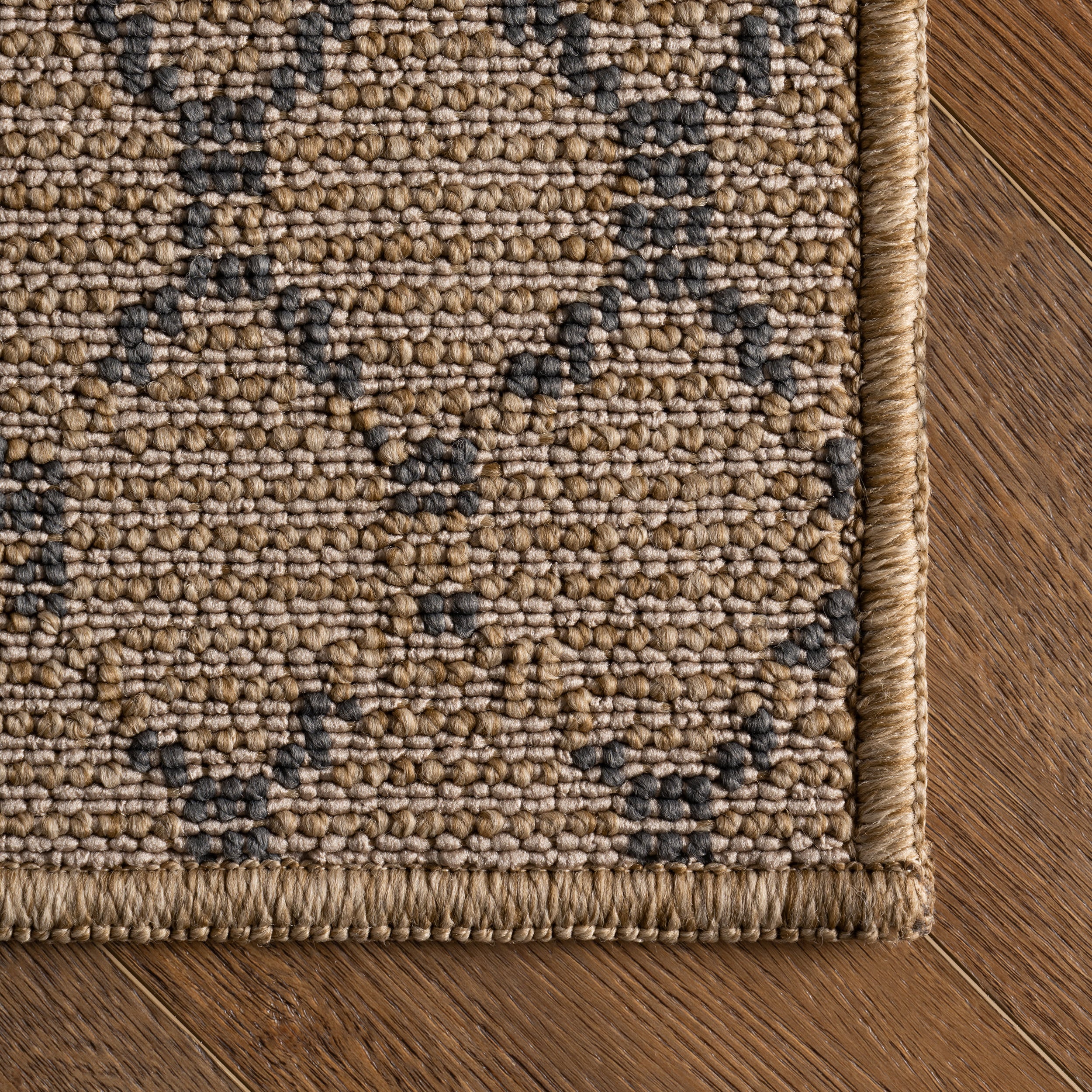 Lalita Contemporary Diamond Indoor/Outdoor Rug | Navy - Image 4