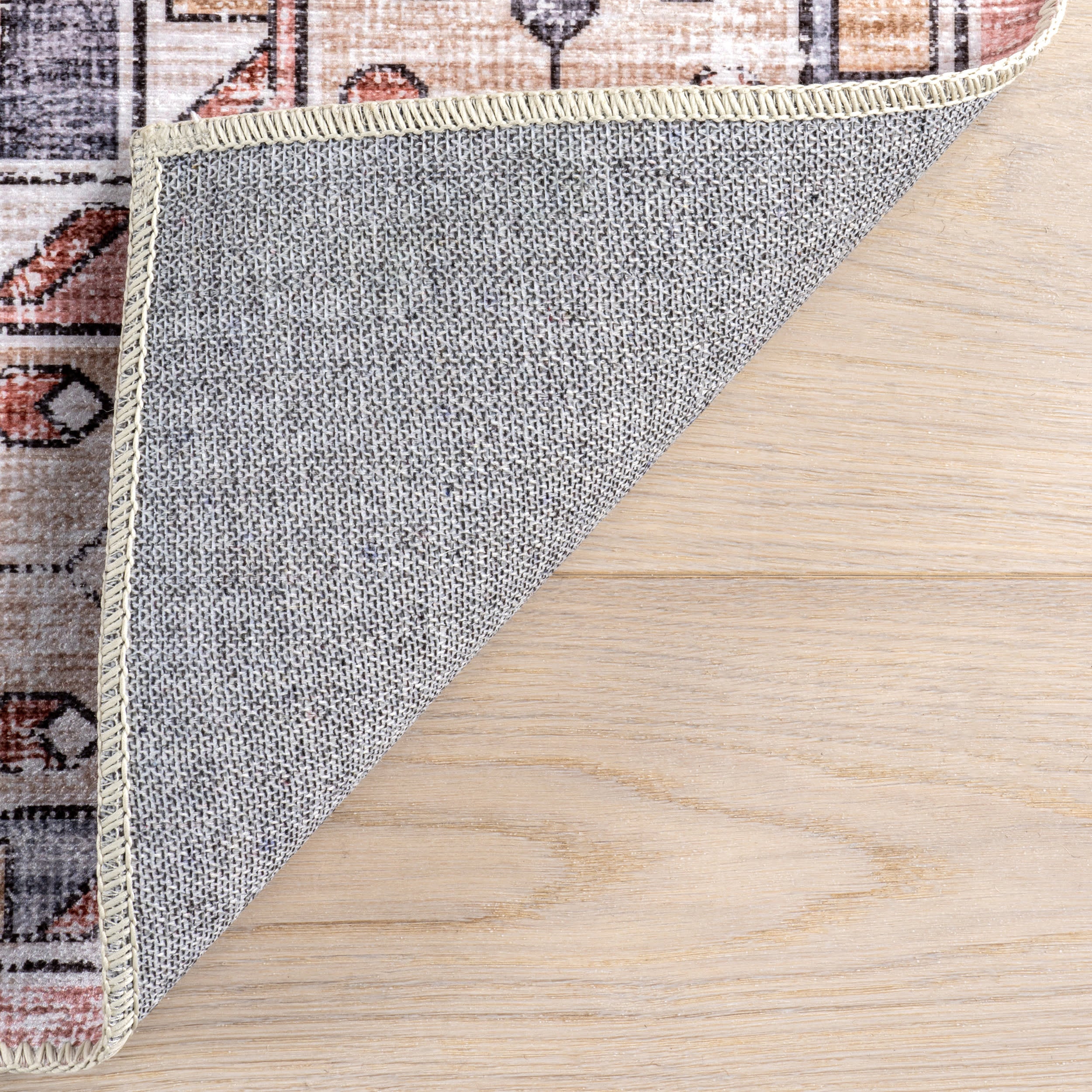 Laurel Medallion Spill Proof Washable Rug | Blush - Image 7
