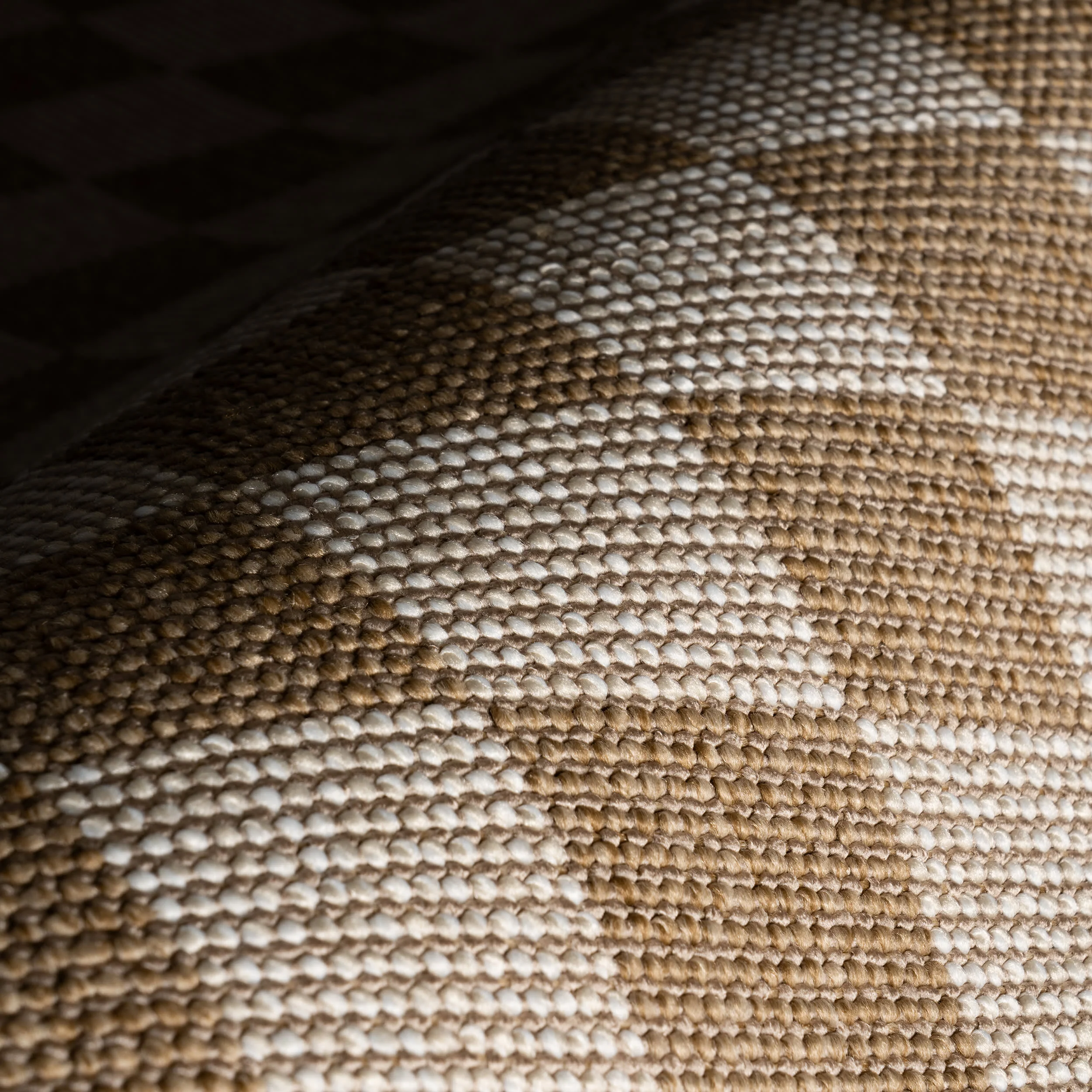 Layali Modern Checkered Indoor/Outdoor Rug | Ivory - Image 3