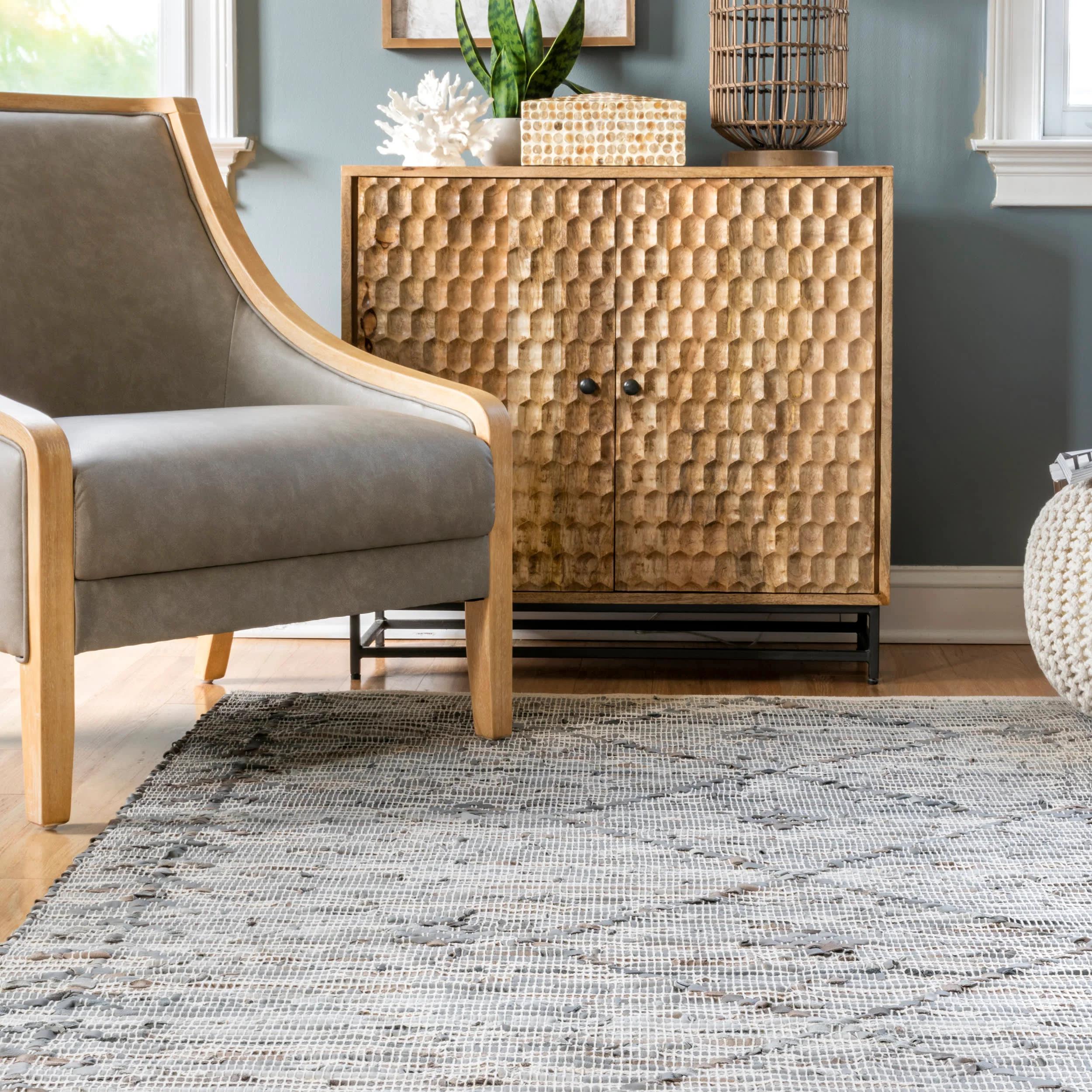 Leather Tribal Flatweave Rug | Grey - Image 4