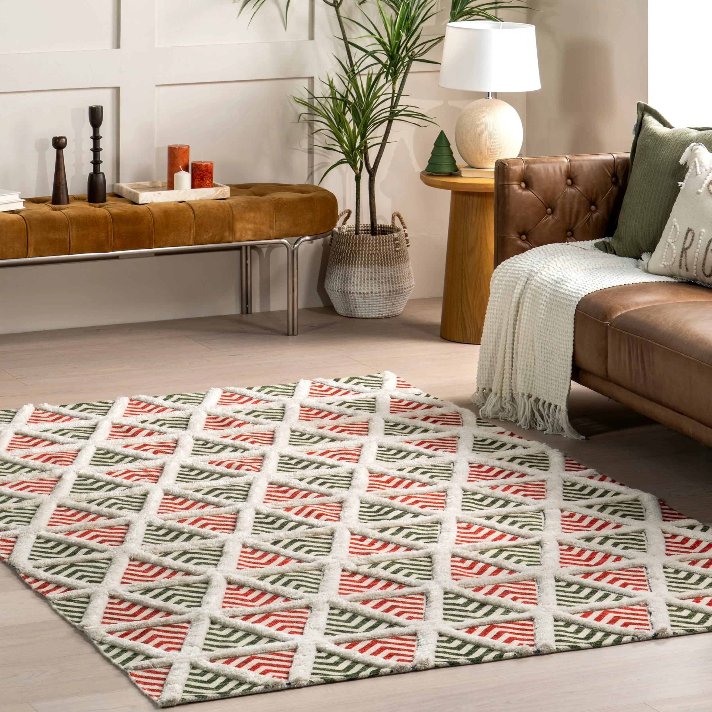 Lexley Triangular Rug | Red - Image 2