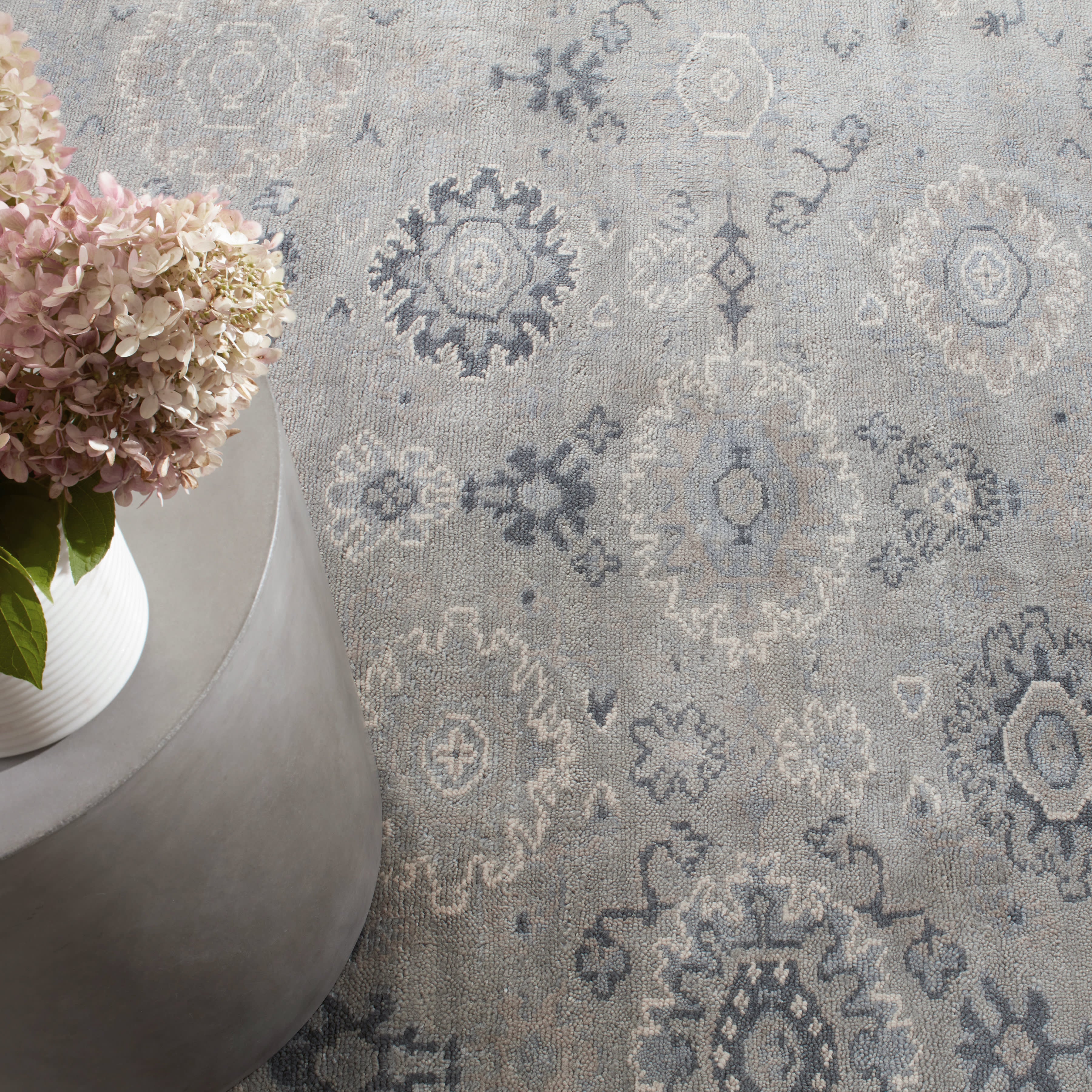 Lila Hand Knotted Wool Rug | Grey - Image 3