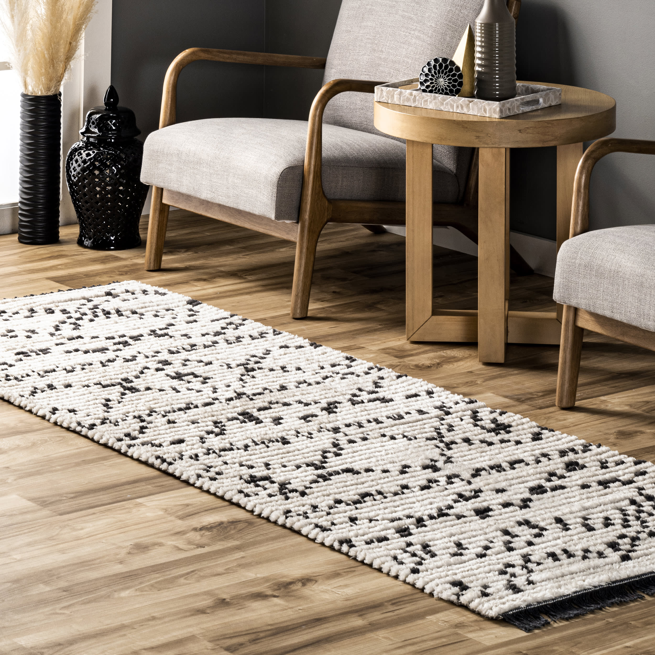 Lilith Stippled Tasseled Rug | Beige - Image 2