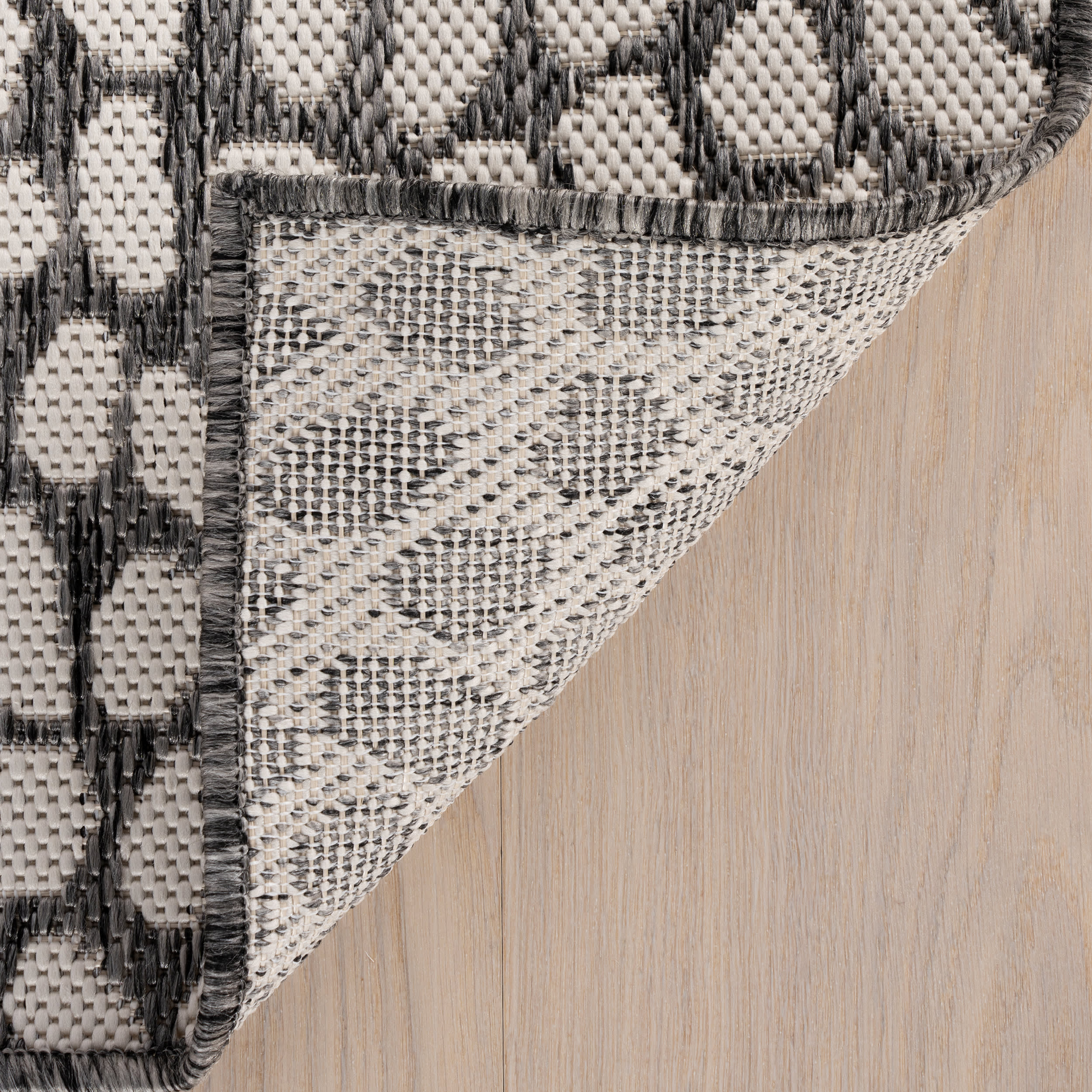 Lindra Modern Animal Print Indoor/Outdoor Rug | Grey - Image 8