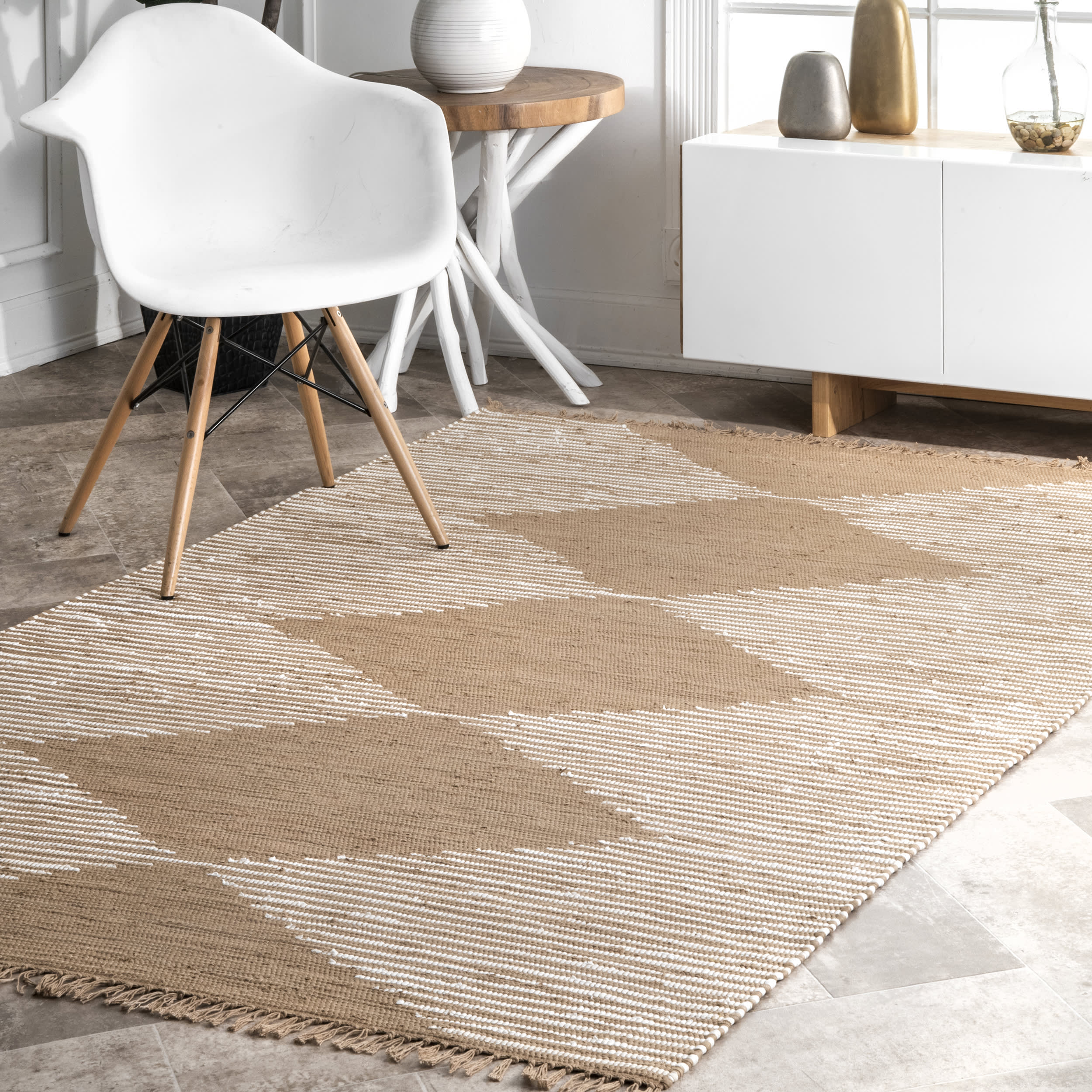 Lined Diamonds Rug | Beige - Image 2