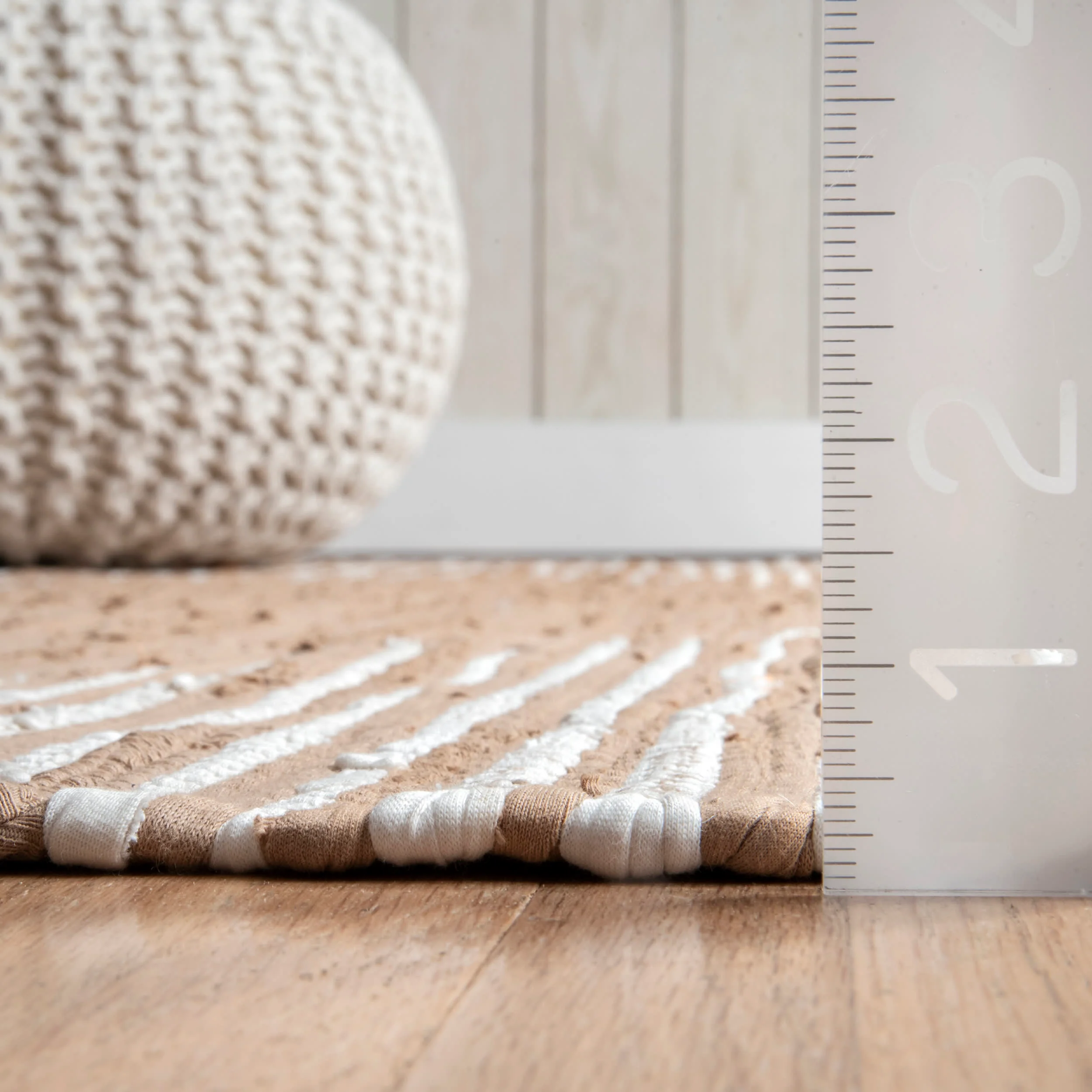 Lined Diamonds Rug | Beige - Image 5