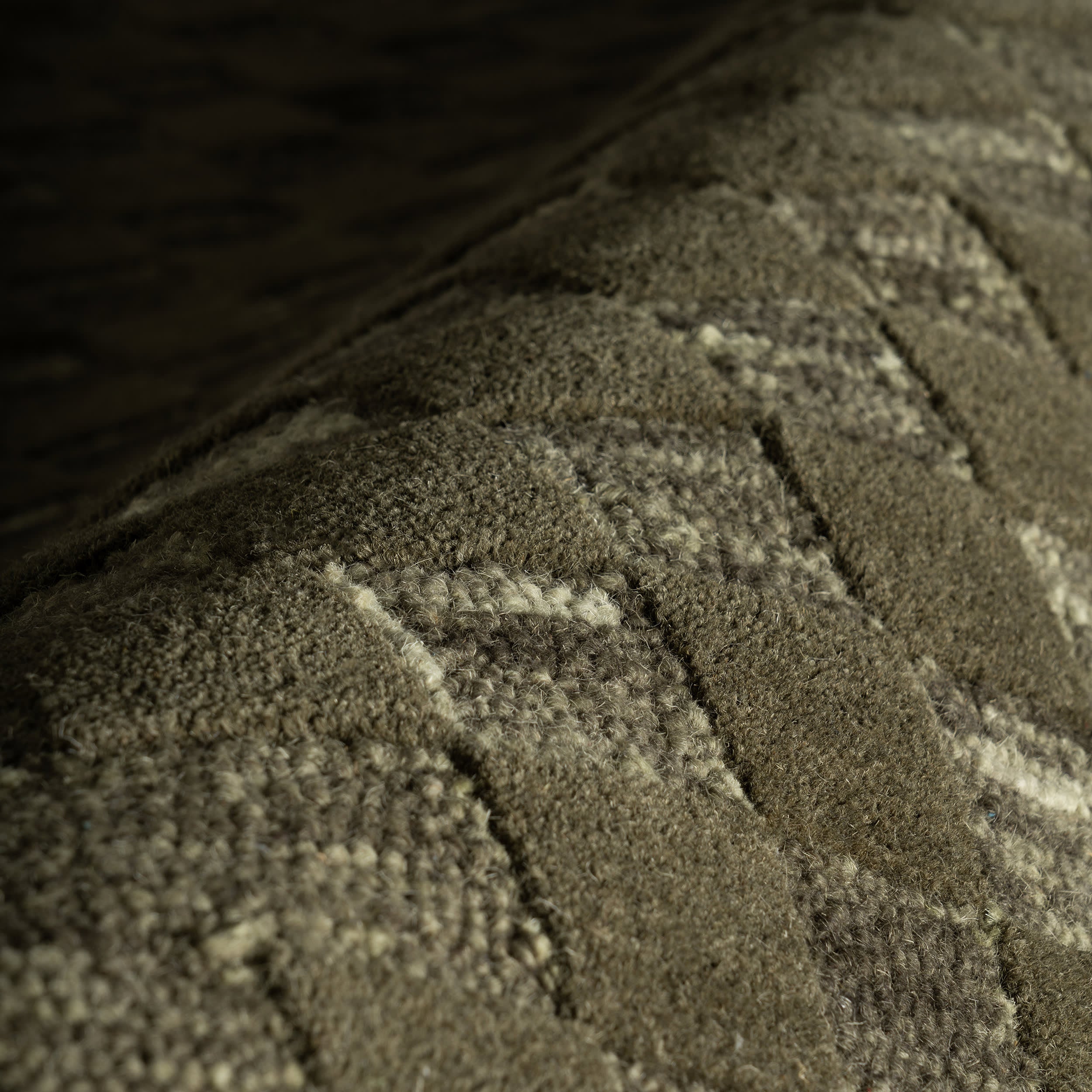 Linthea Modern Checkered Handmade Wool Rug | Green - Image 5