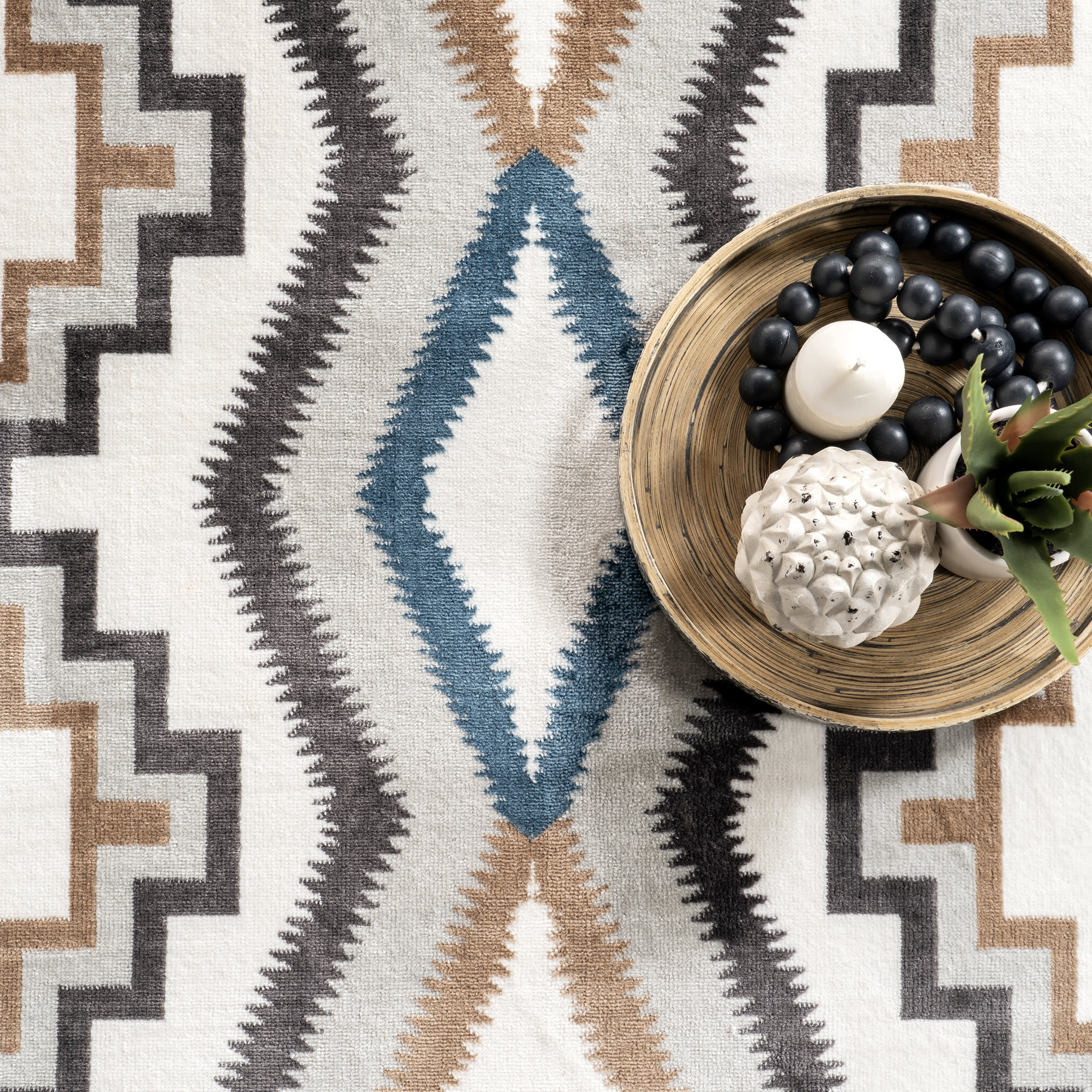 Liz Washable Geometric Rug | Beige - Image 7