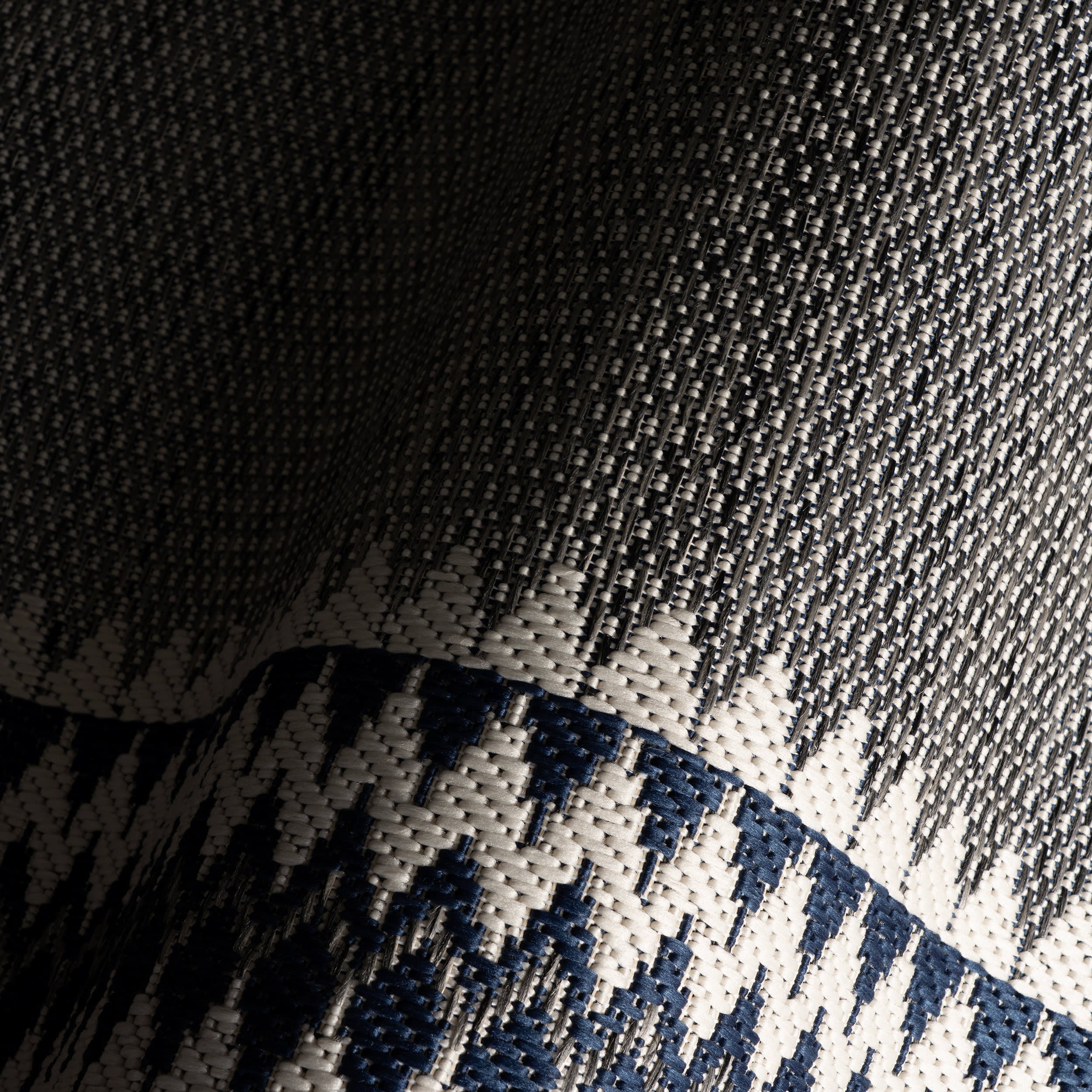 Loenya Modern Bordered Indoor/Outdoor Rug | Navy - Image 3