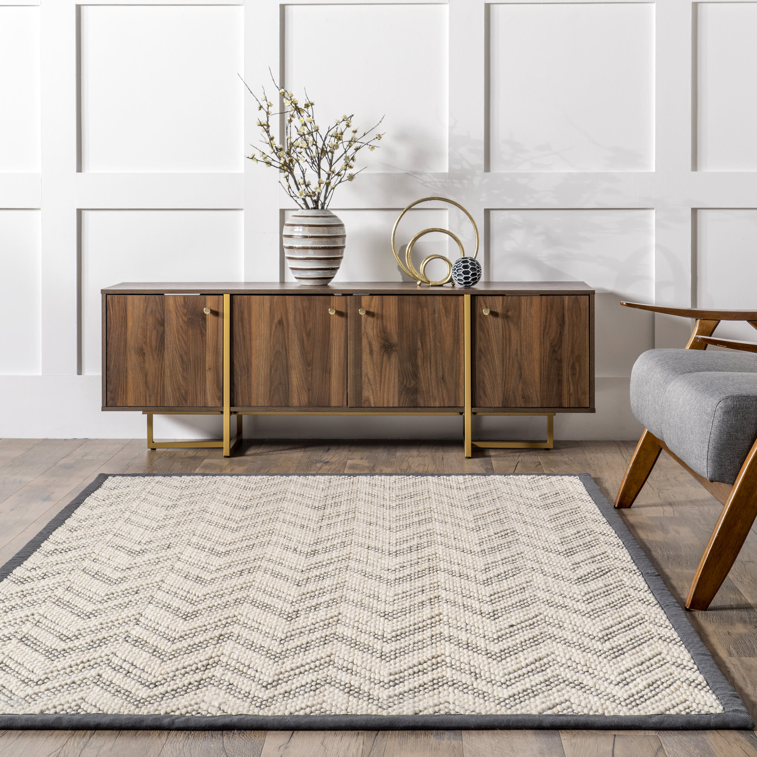 Lorenza Wool Chevrons Rug | Grey - Image 4