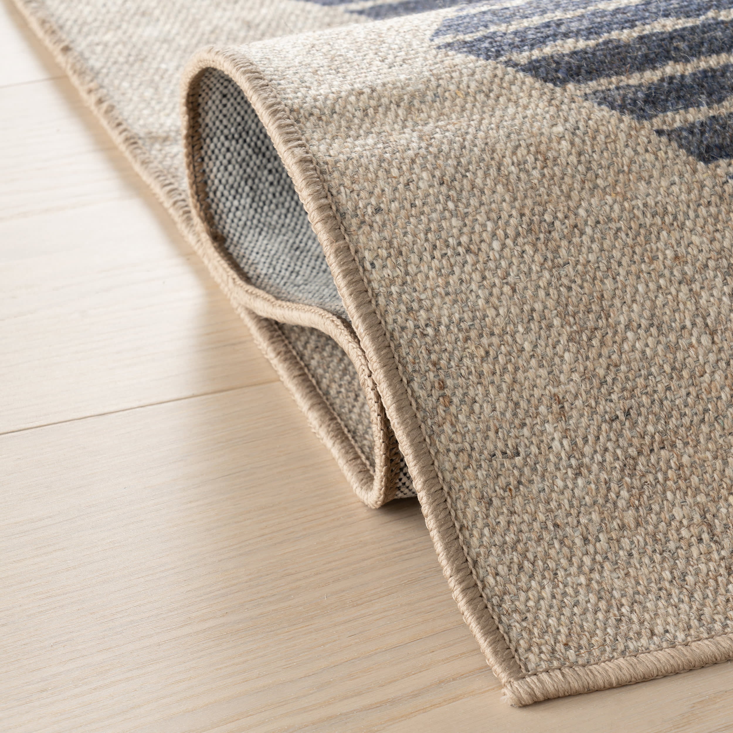 Luzia Vintage Washable Rug | Blue - Image 11