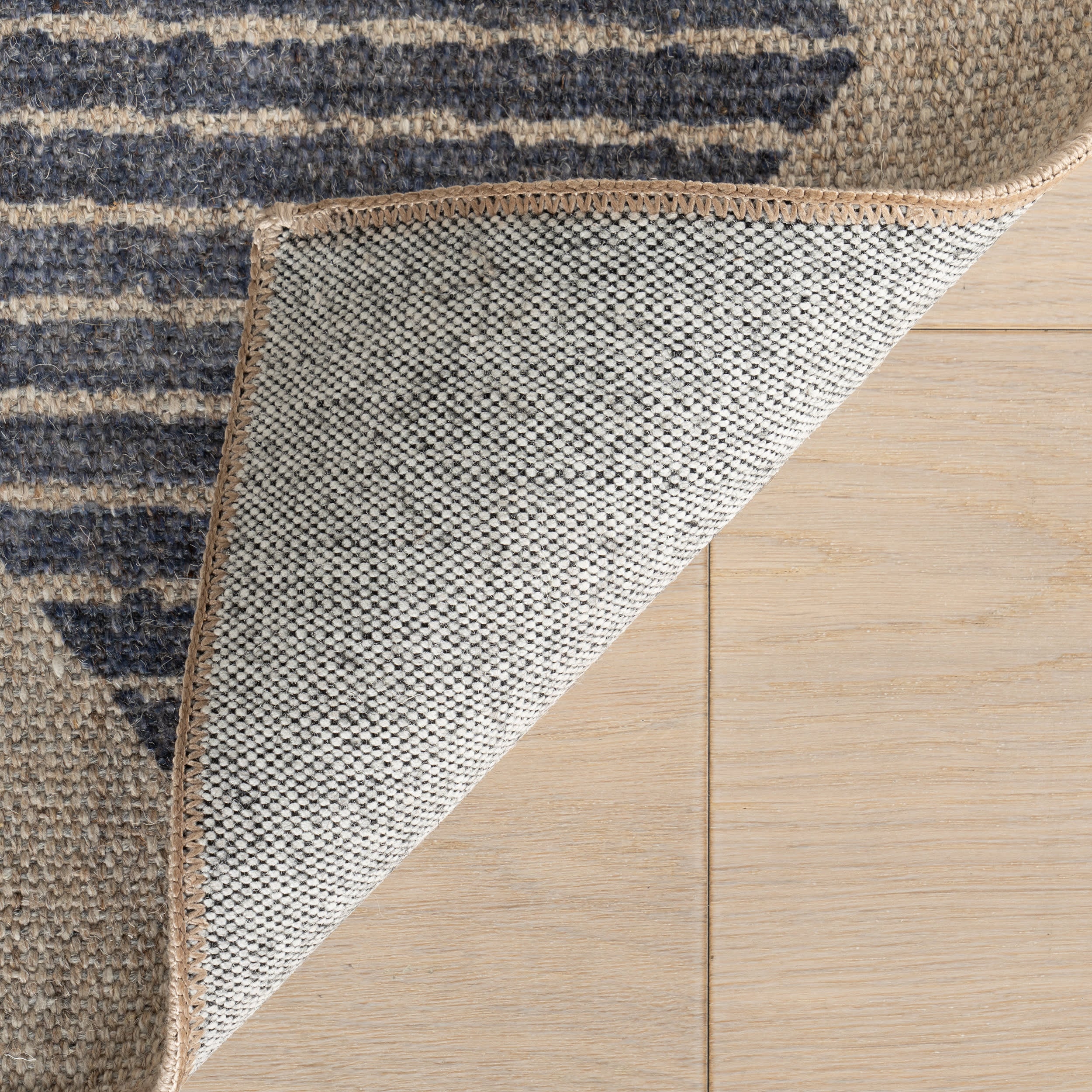 Luzia Vintage Washable Rug | Blue - Image 8