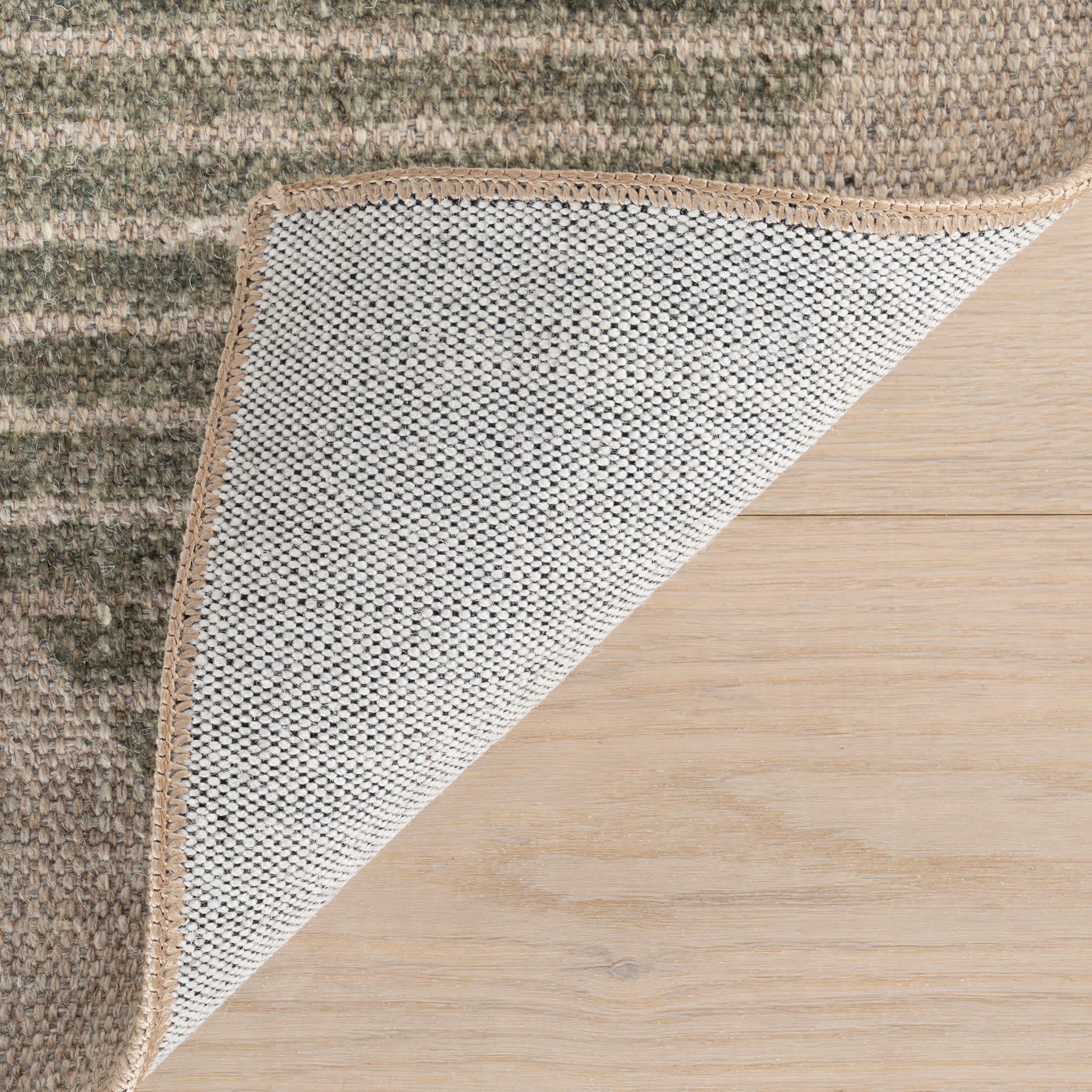 Luzia Vintage Washable Rug | Green - Image 8