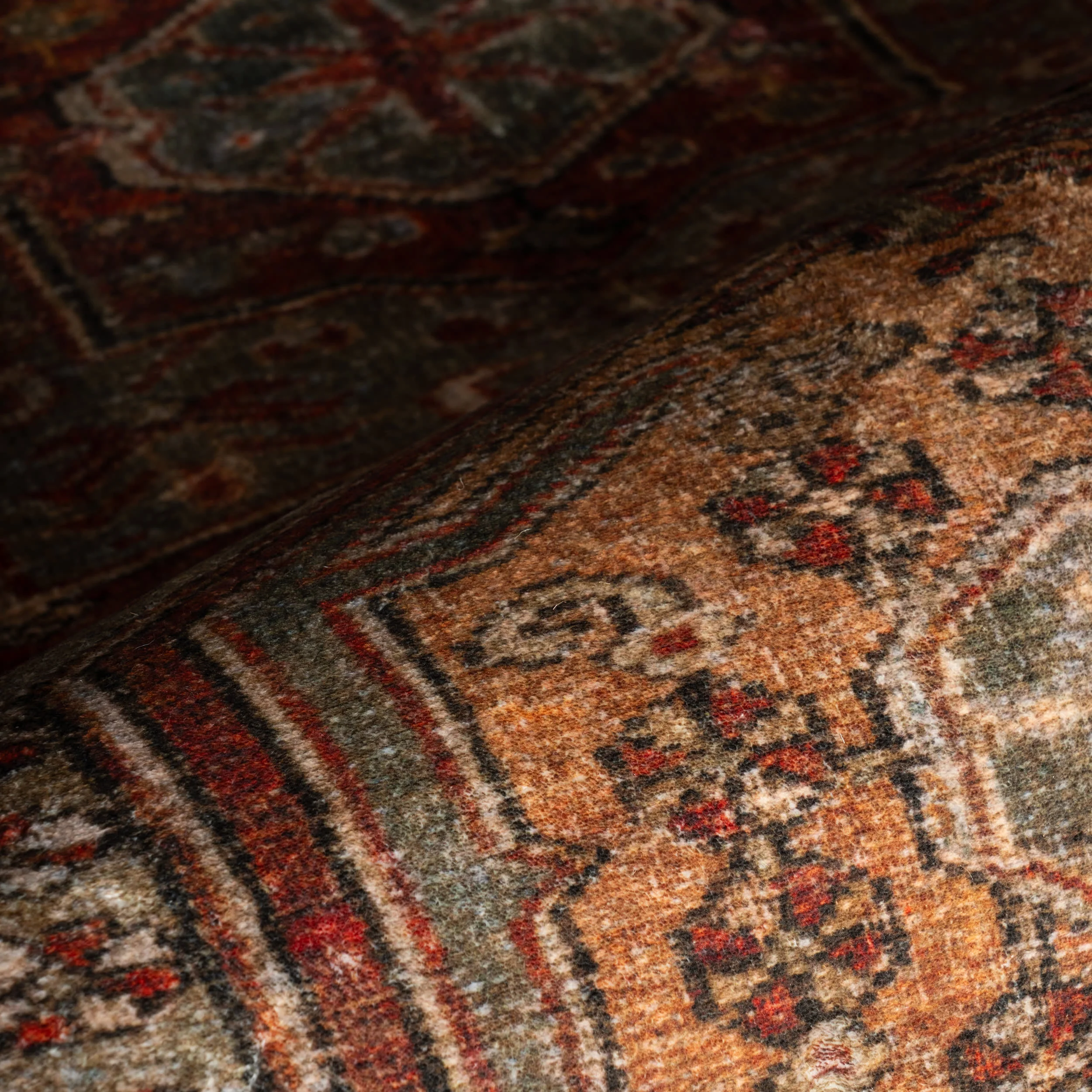 Maid Medallion Washable Rug | Red - Image 3