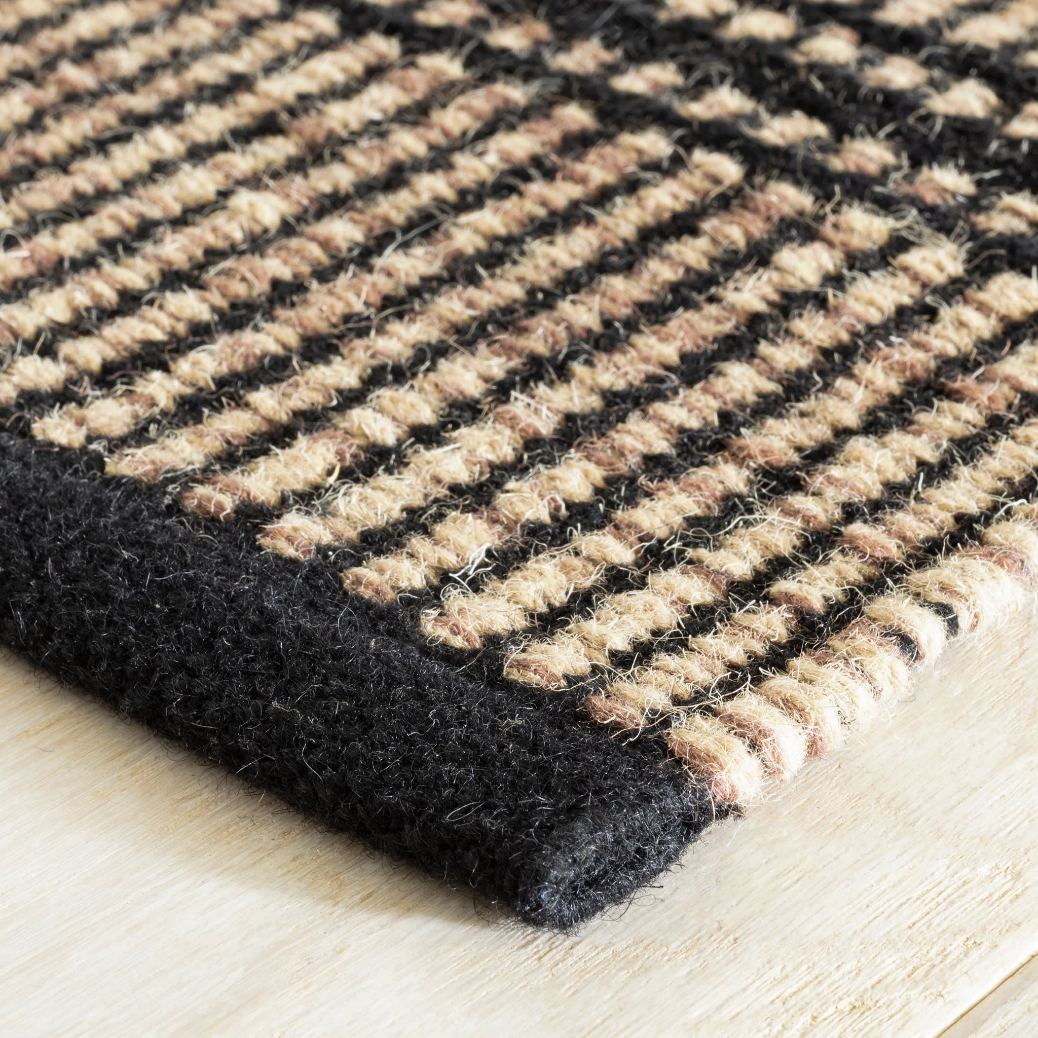 Malta Handwoven Wool Rug | Camel - Image 5