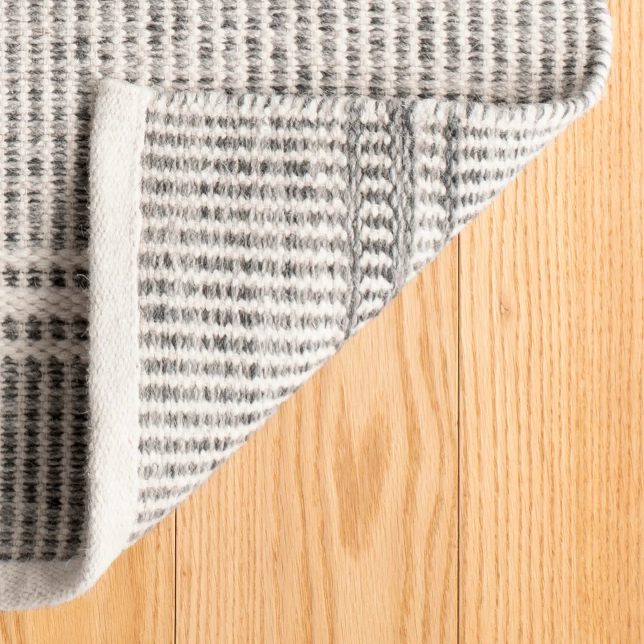 Malta Handwoven Wool Rug | Grey - Image 6