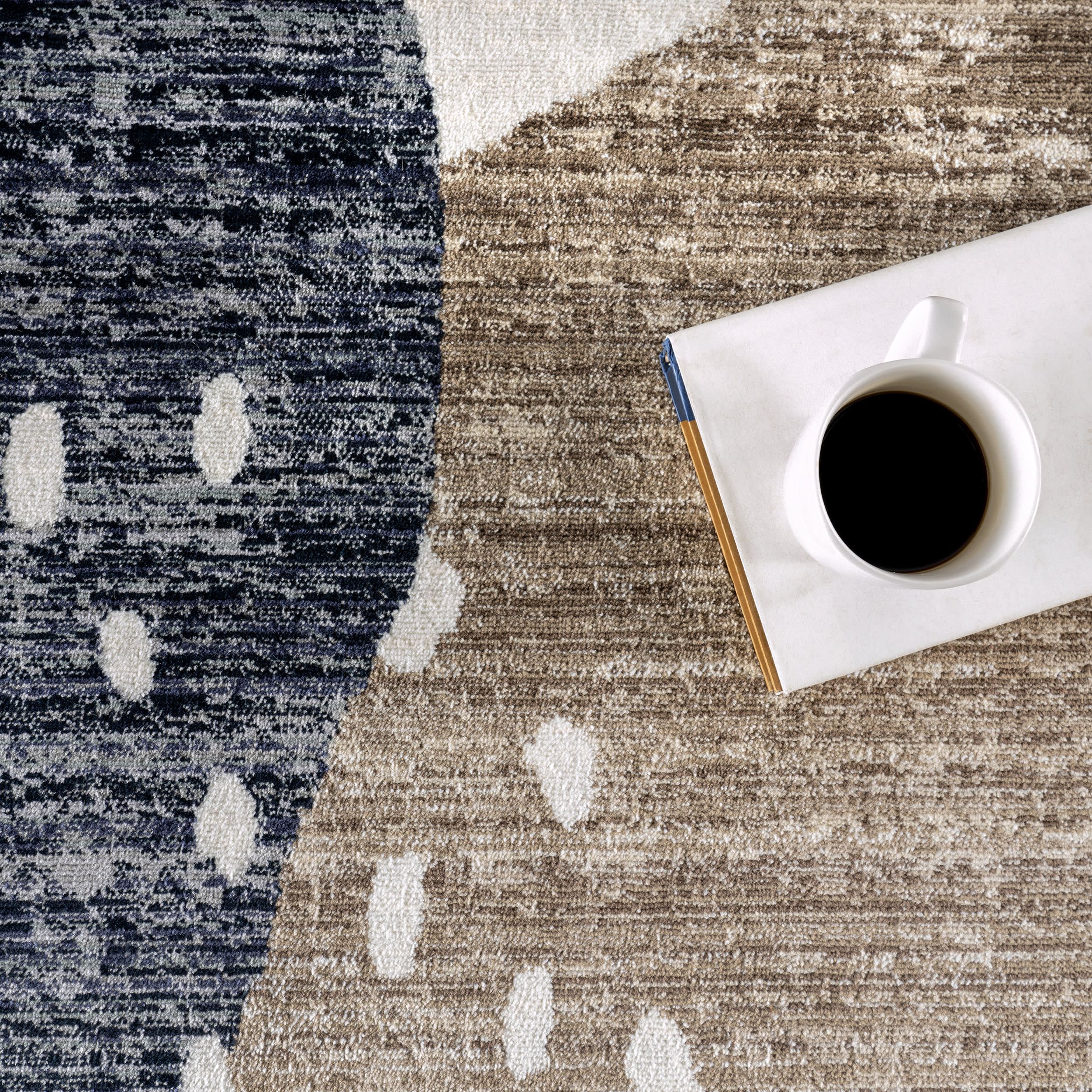 Manaslu Sunrise Fringed Rug | Light Brown - Image 7