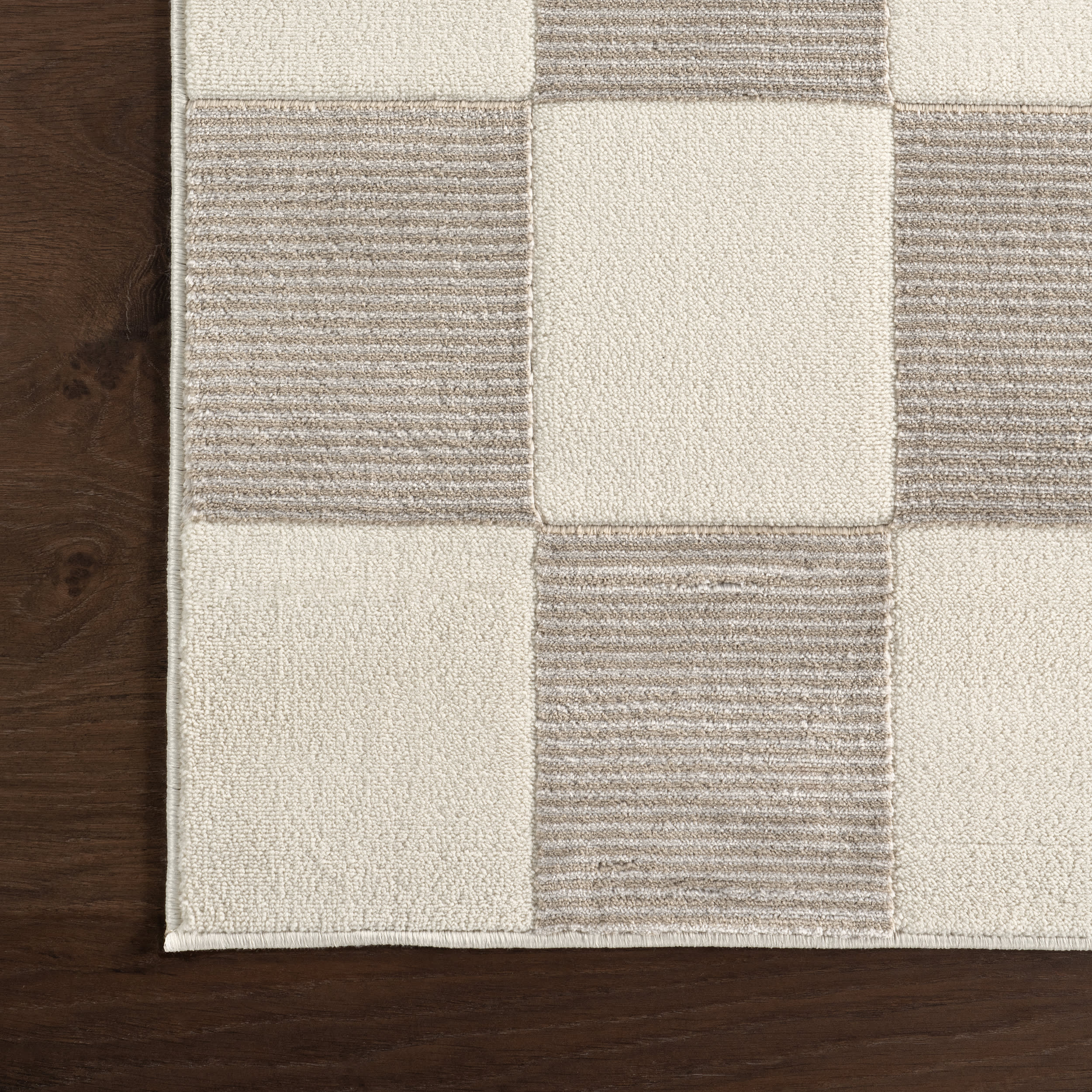 Maplewood Plush Textured Washable Rug | Cream/Grey - Image 4