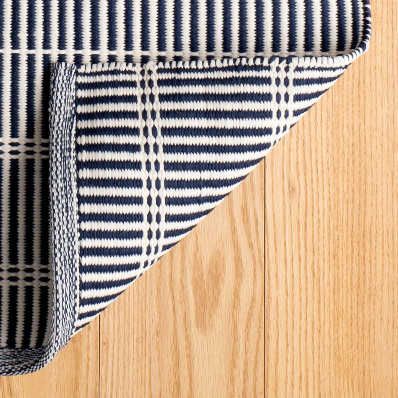 Marlo Handwoven Indoor/Outdoor Rug | Navy - Image 5