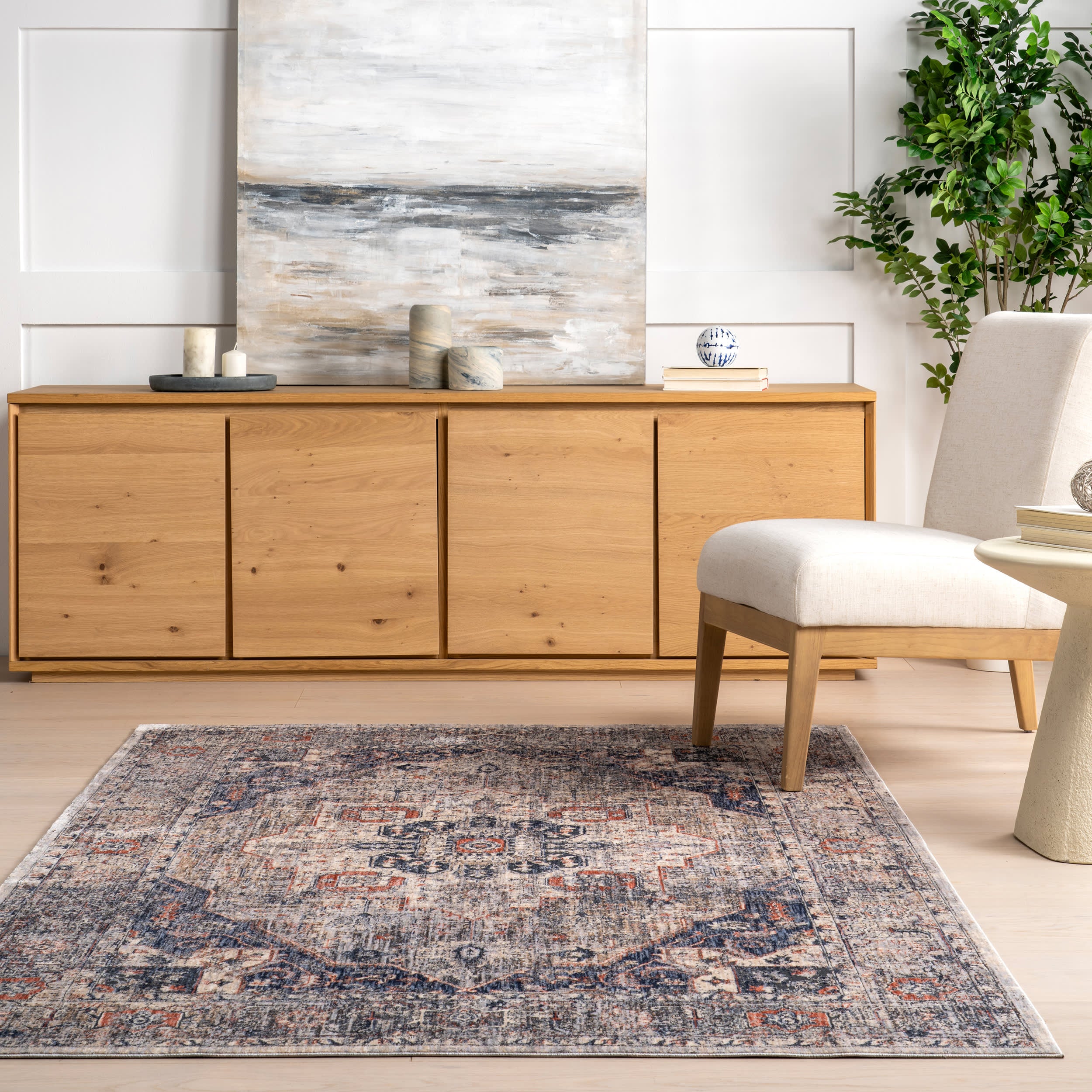 Maud Traditional Vintage Rug | Navy - Image 4
