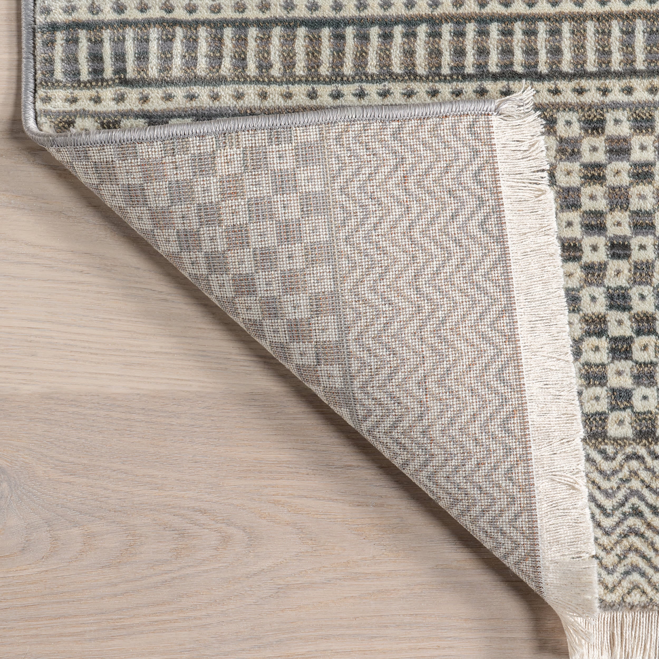 Maude Geometric Traditional Fringed Rug | Light Grey - Image 6