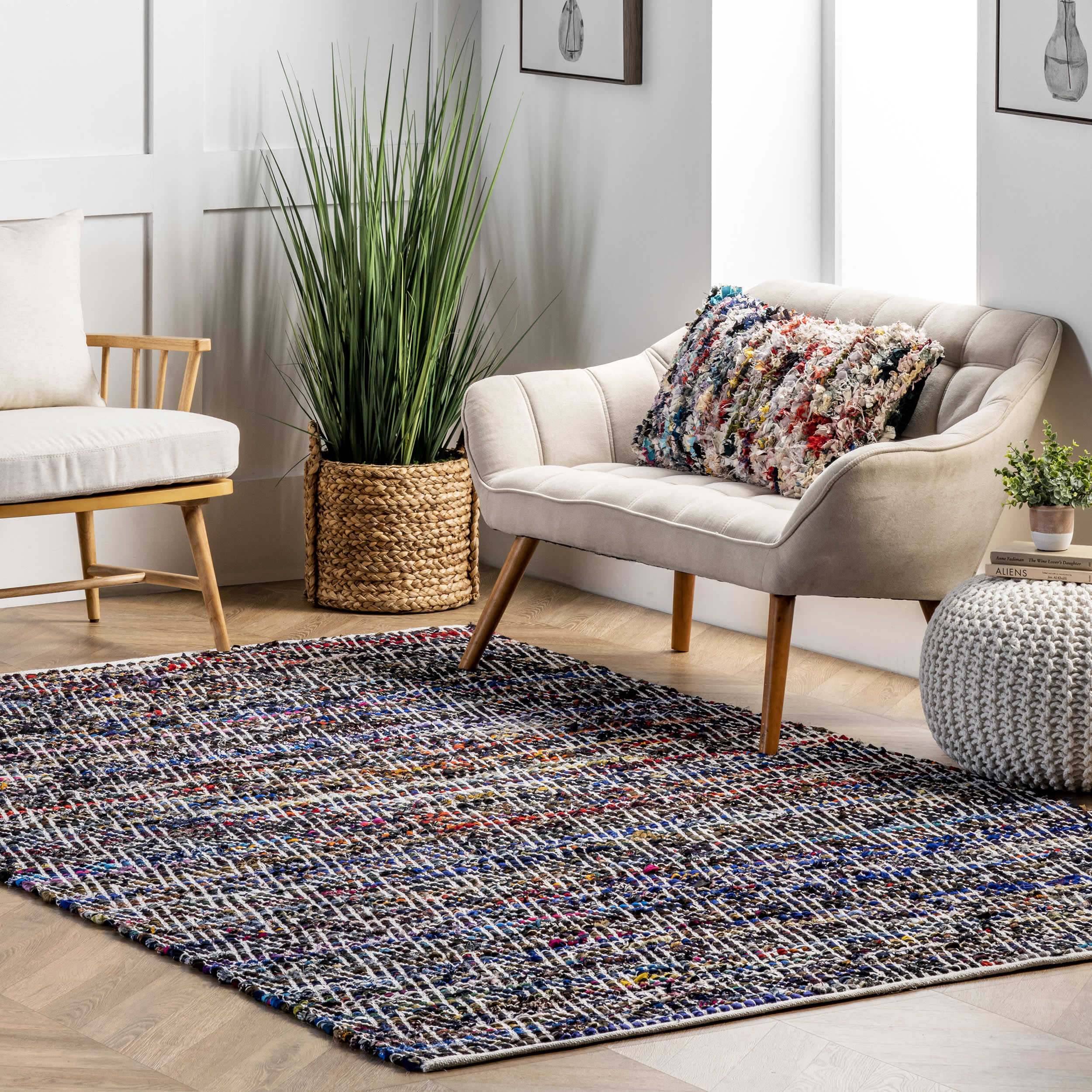 Maxine Chromatic Chevron Rug | Indigo - Image 2
