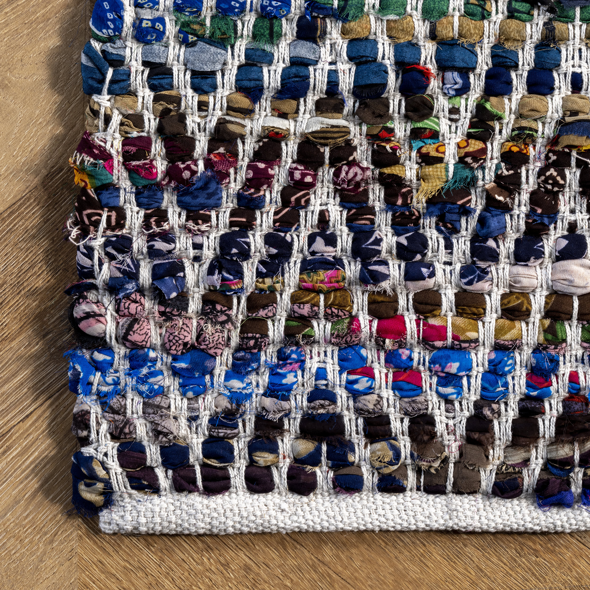 Maxine Chromatic Chevron Rug | Indigo - Image 3