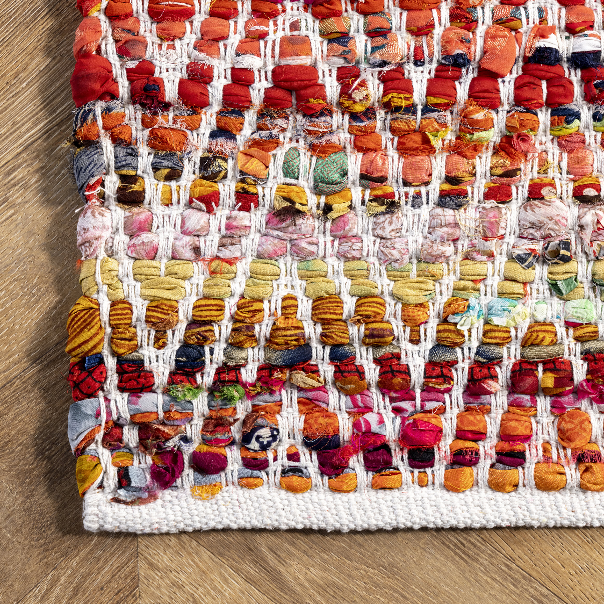 Maxine Chromatic Chevron Rug | Magenta - Image 3