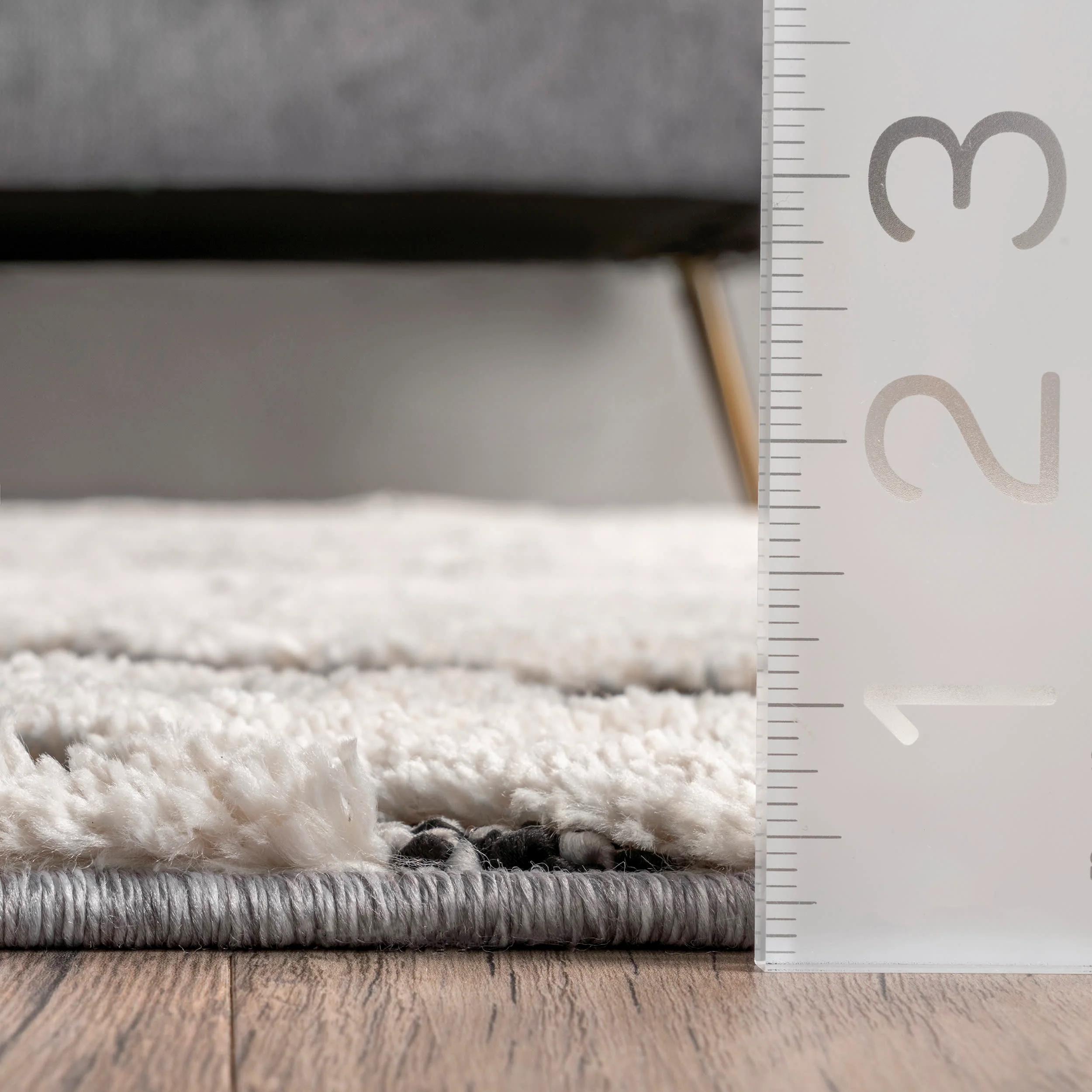 Maya Textured Tasseled Rug | Grey - Image 5
