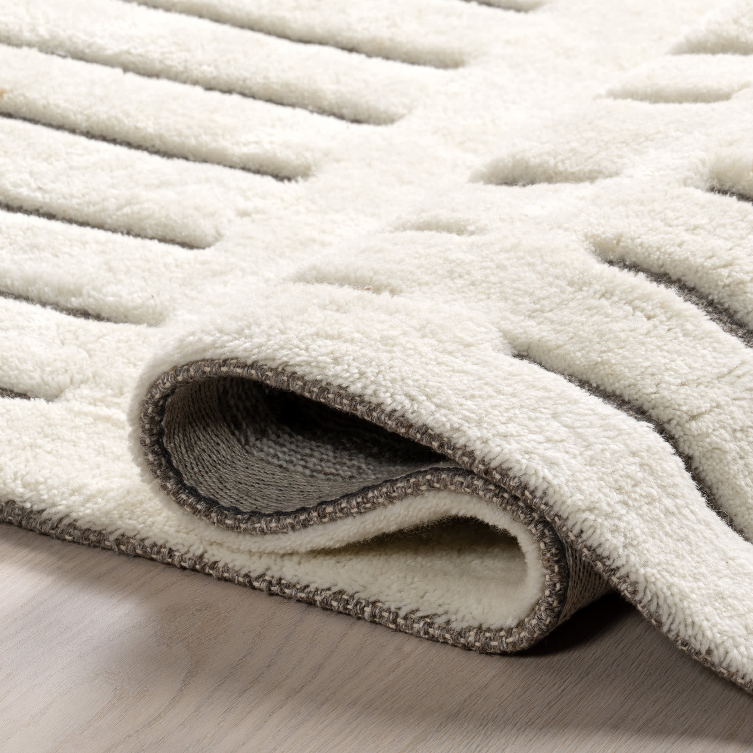 Meara Hand Tufted Broken Lines New Zealand Wool Rug | Off White - Image 8