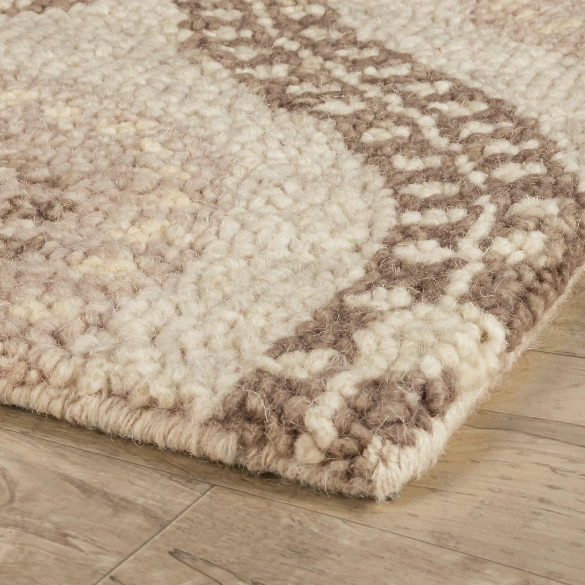 Medallion Hand Tufted Wool Rug | Grey - Image 4