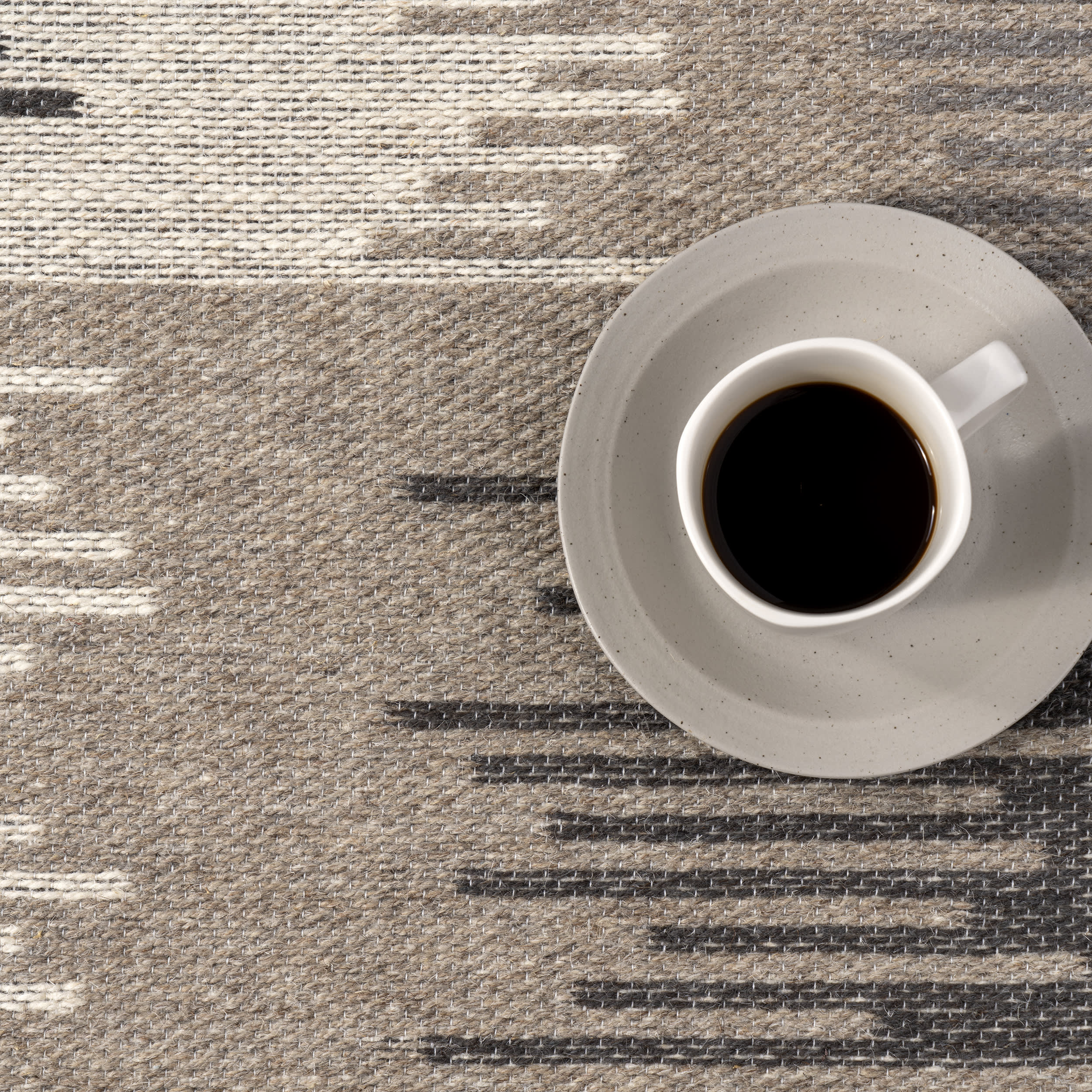 Memento Abstract Reversible Wool Rug | Charcoal - Image 8