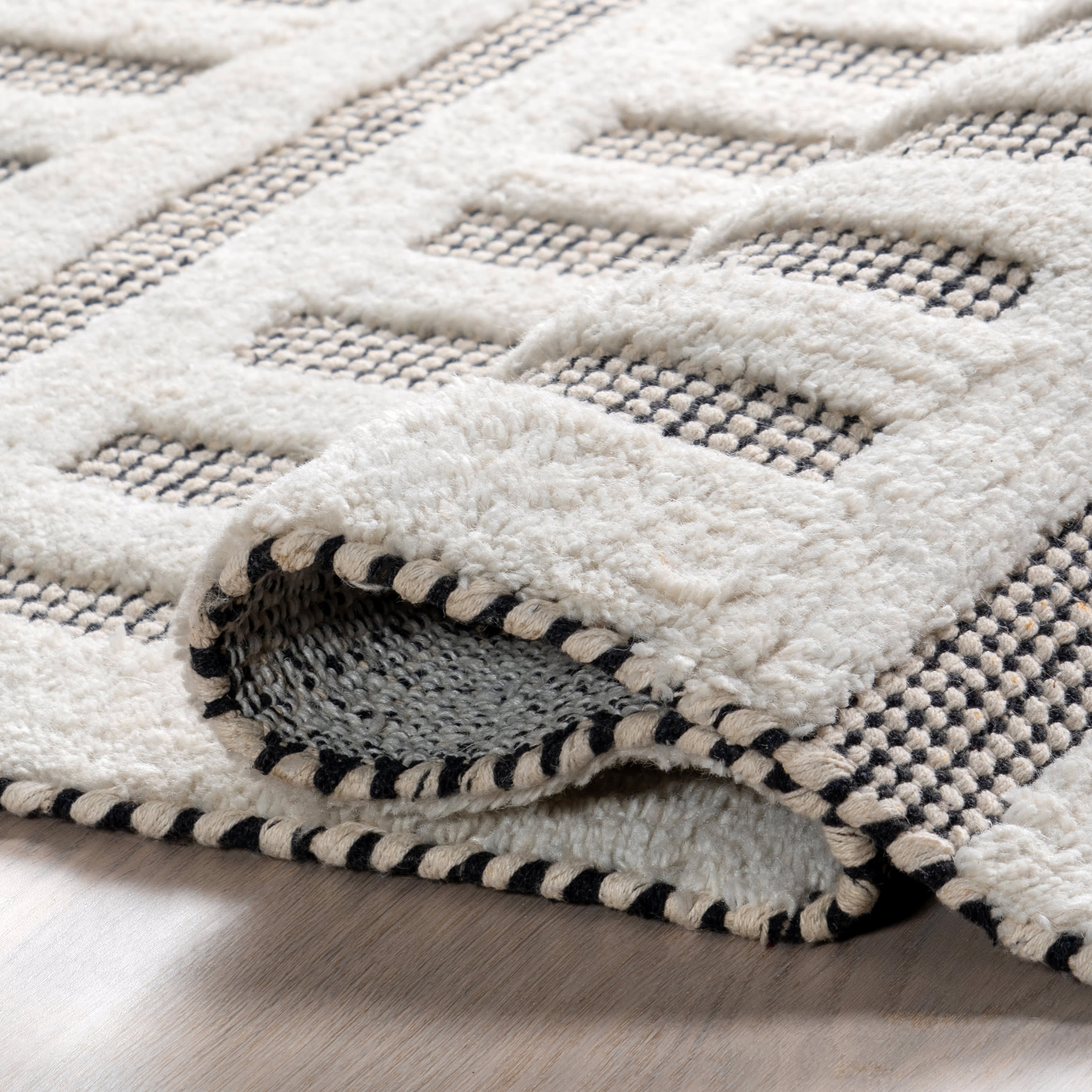 Merrick Tasseled Cotton Rug | Black - Image 6