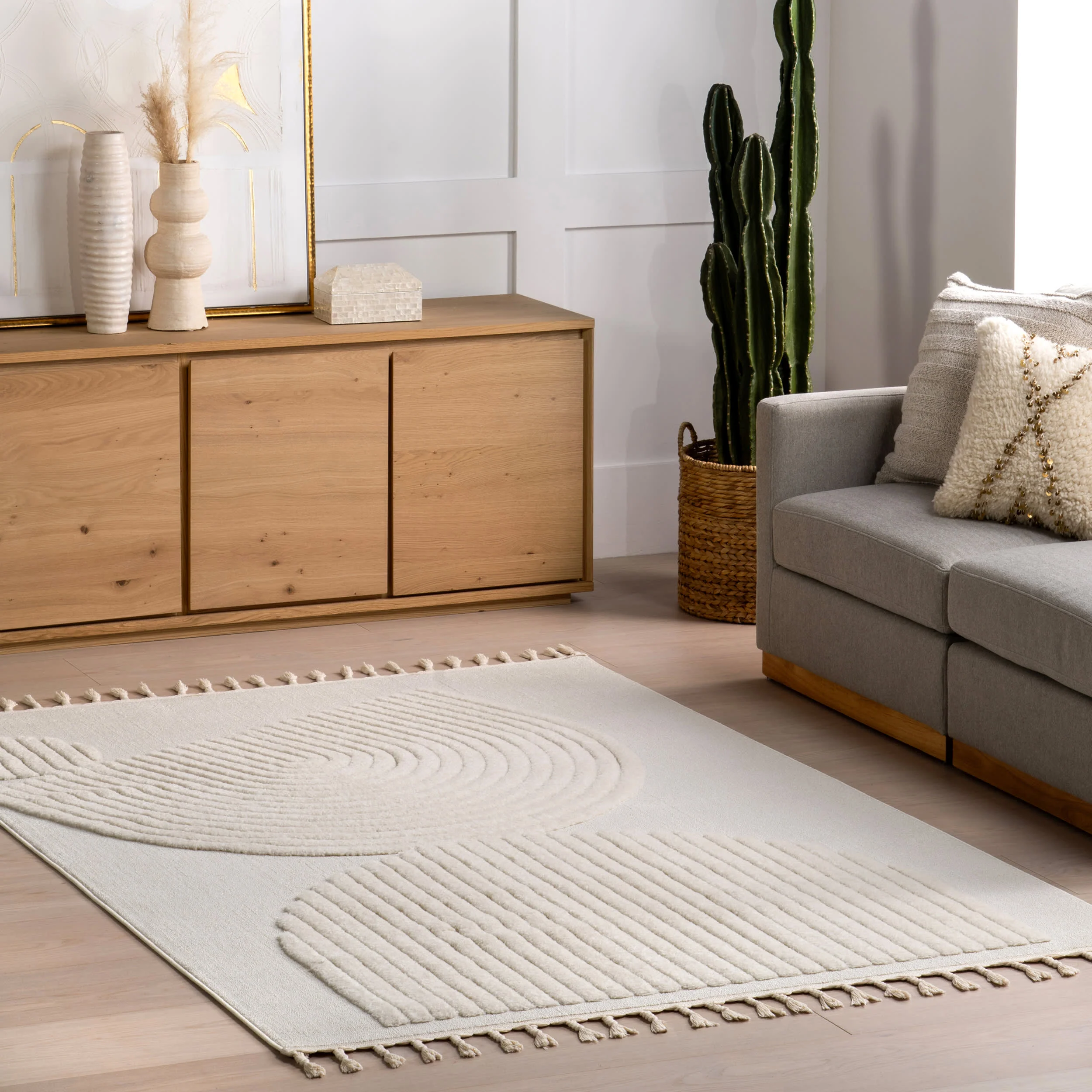 Mika Geometric Arc Tasseled Rug | Off White - Image 2