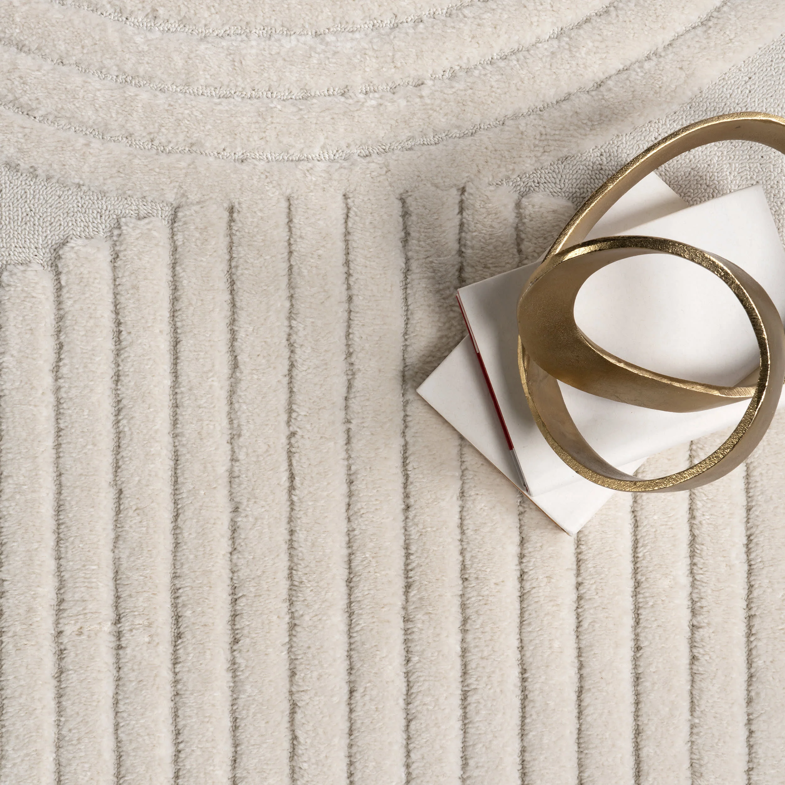 Mika Geometric Arc Tasseled Rug | Off White - Image 7