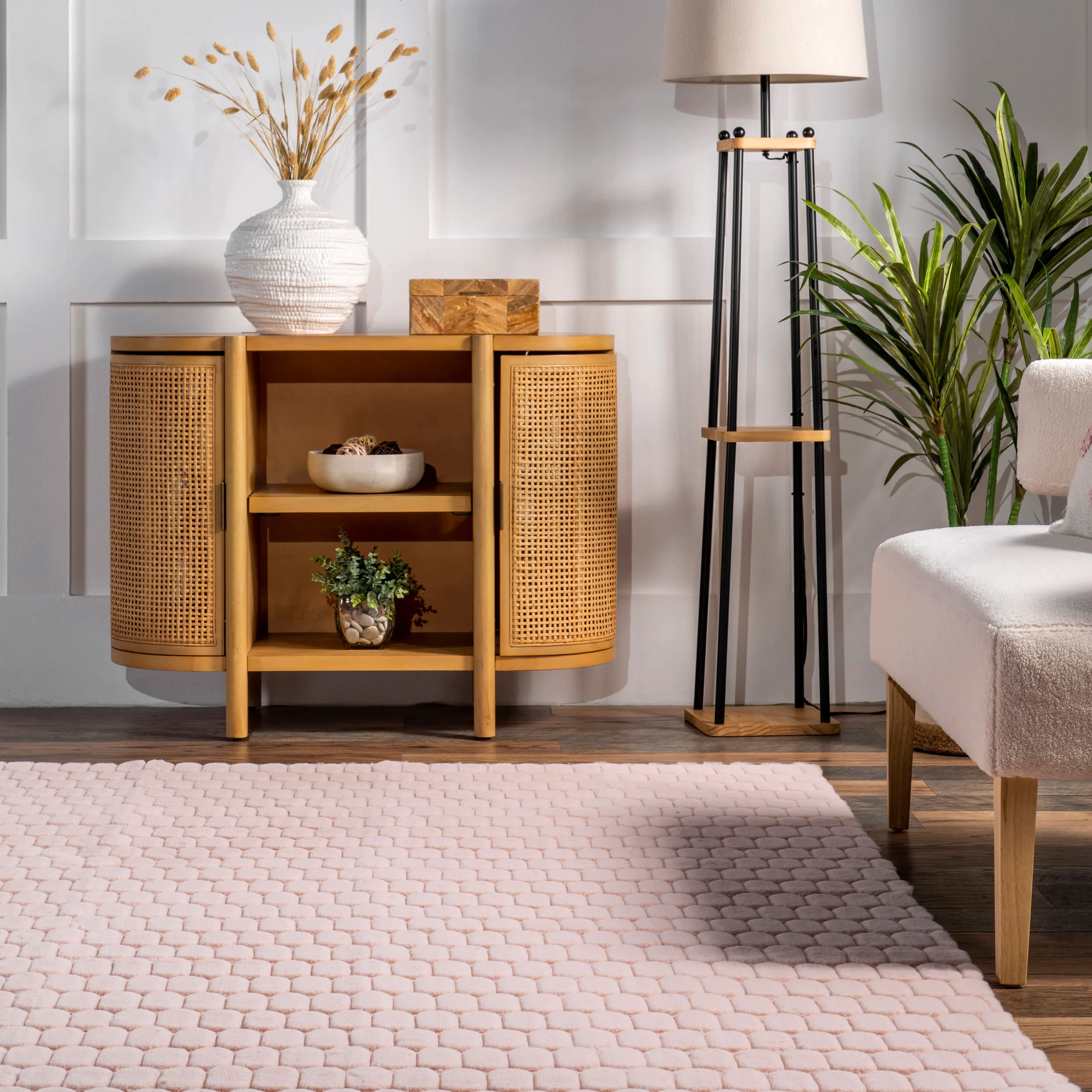 Milazia Honeycomb Plush Cloud Washable Rug | Blush - Image 4