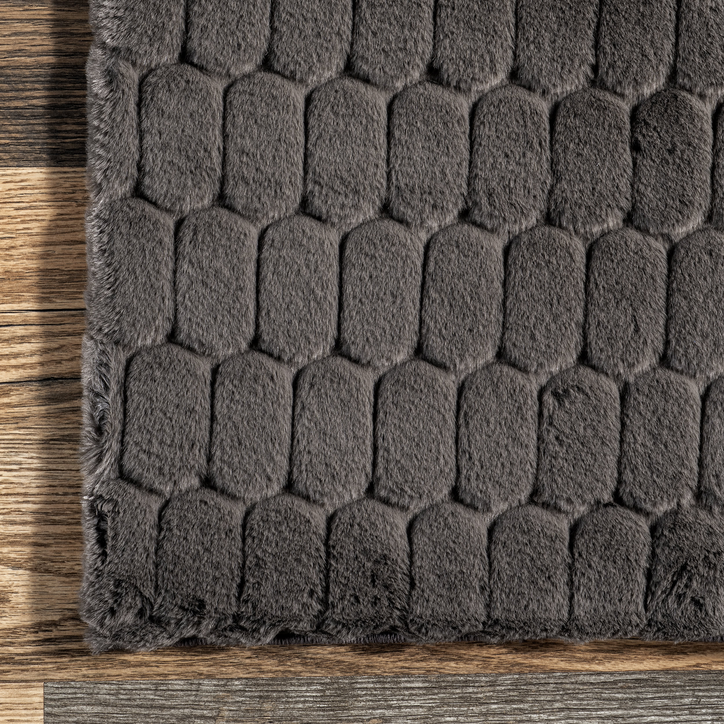 Milazia Honeycomb Plush Cloud Washable Rug | Charcoal - Image 3
