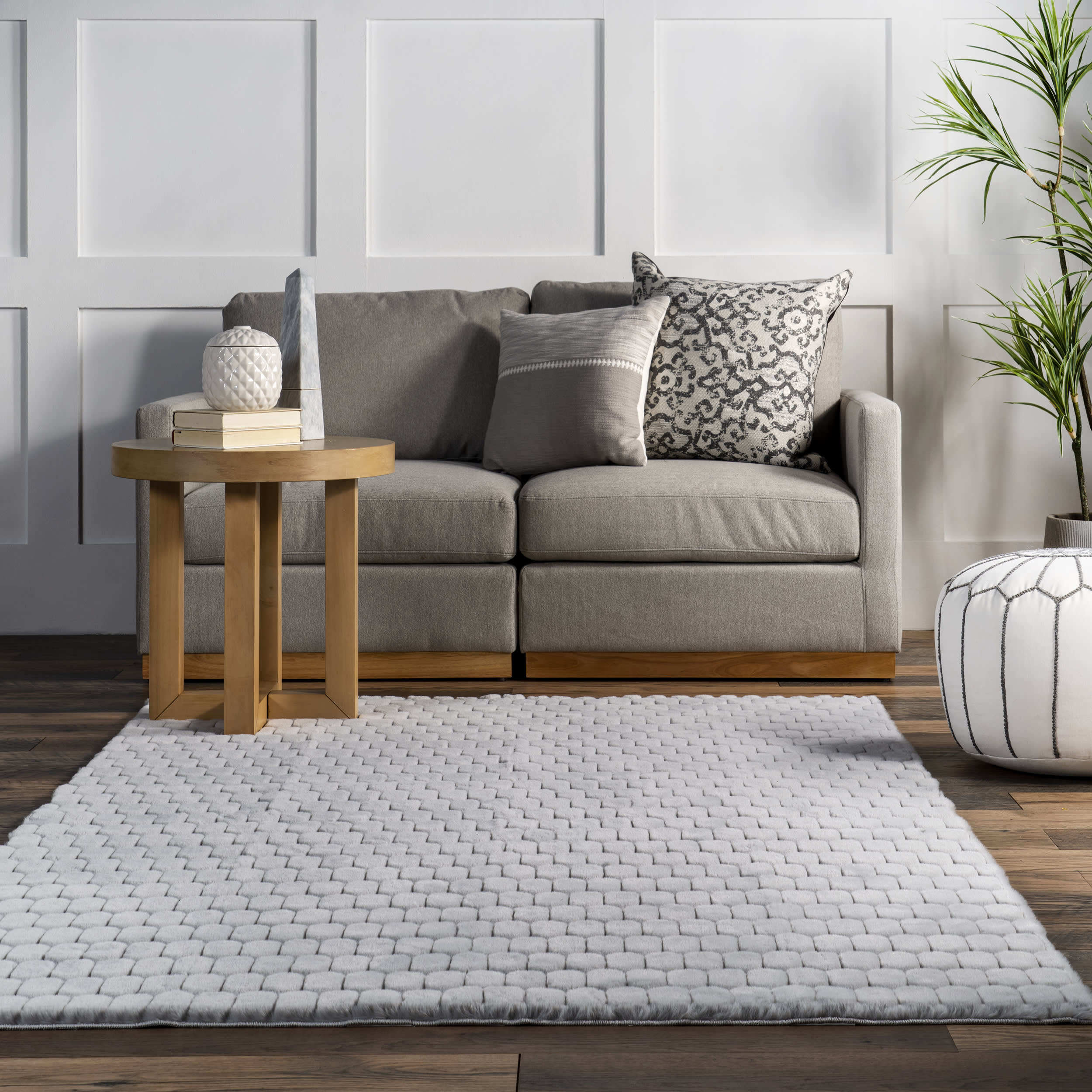Milazia Honeycomb Plush Cloud Washable Rug | Silver - Image 4
