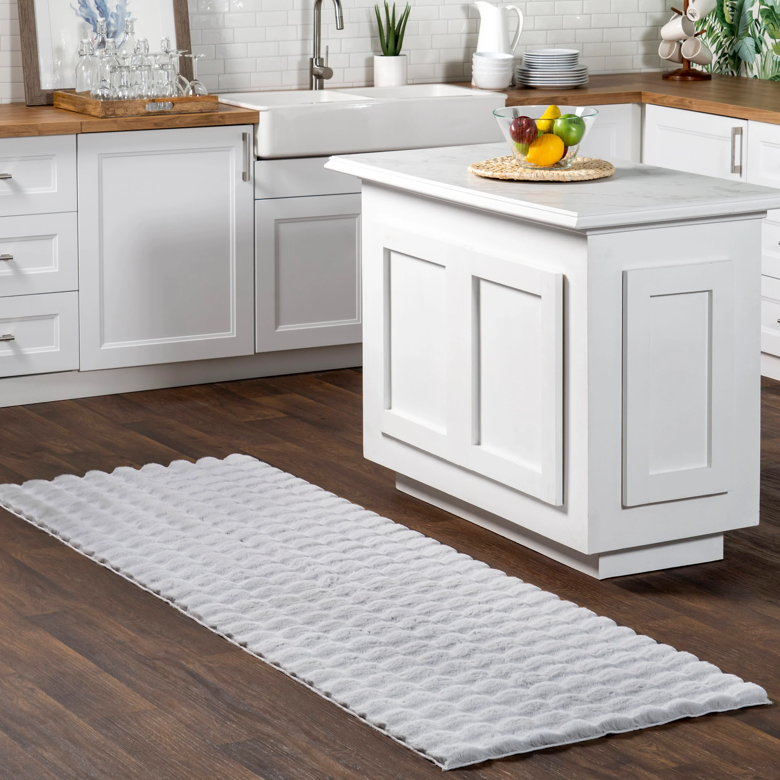 Milazia Honeycomb Plush Cloud Washable Rug | Silver - Image 2