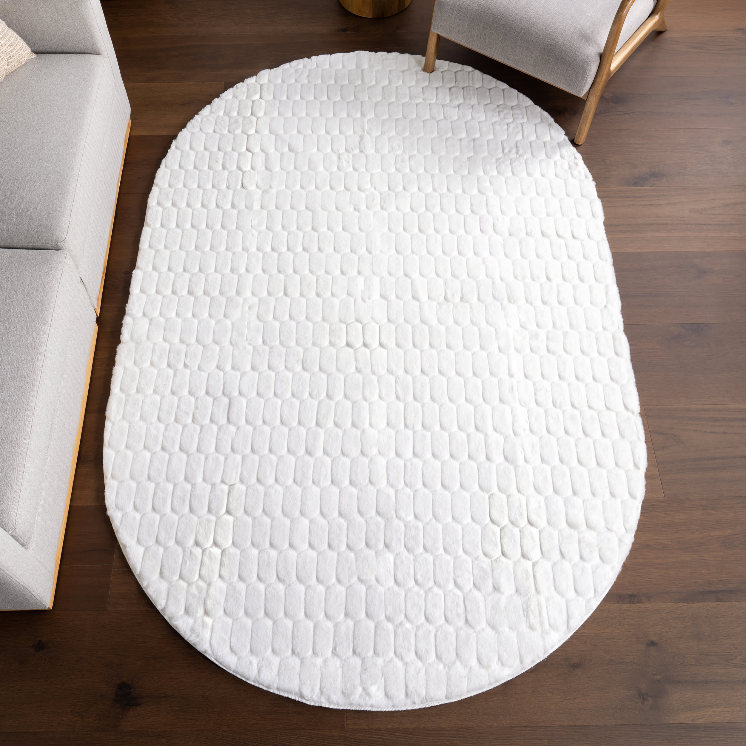Milazia Honeycomb Plush Cloud Washable Rug | White - Image 2